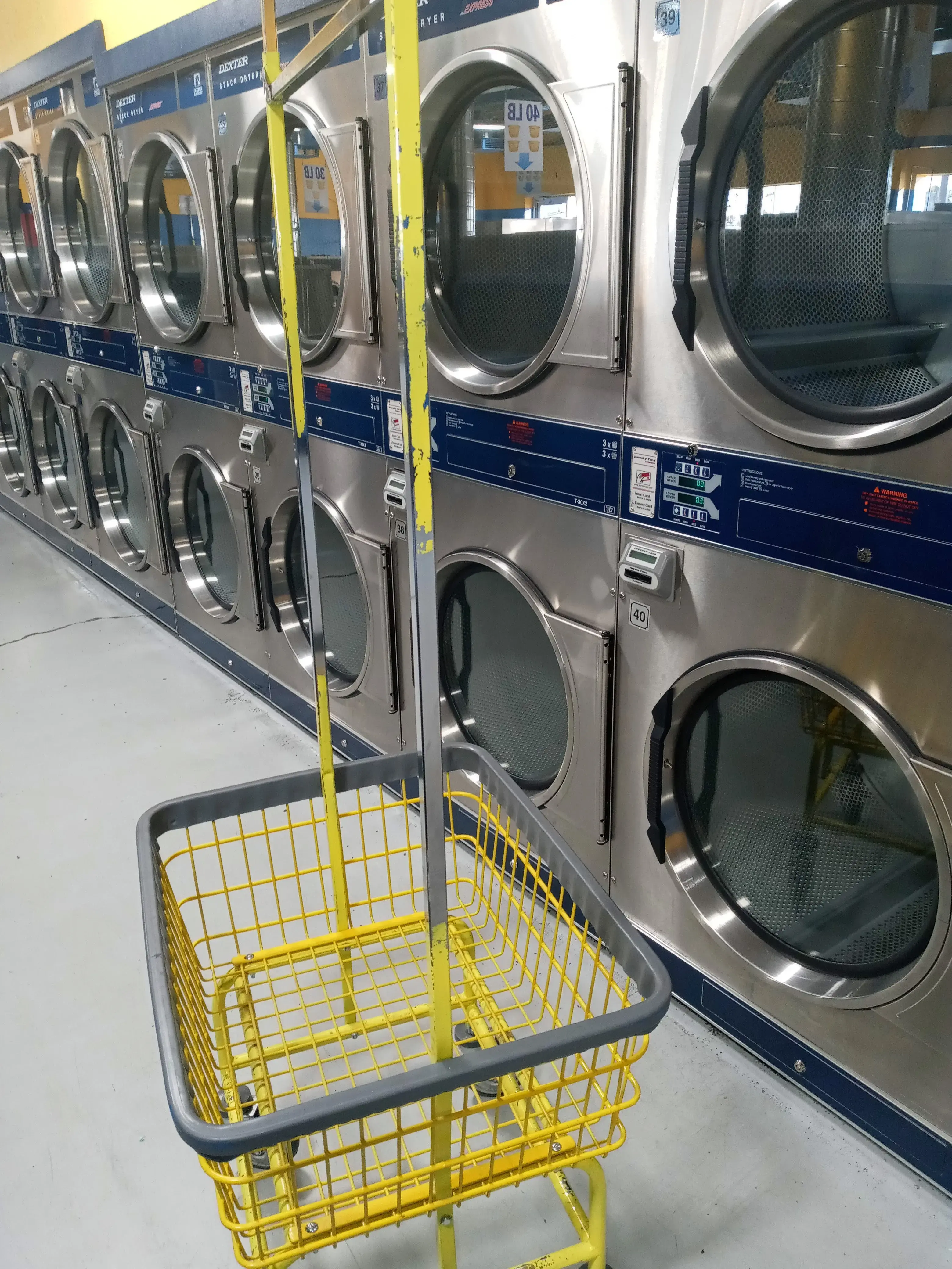 Las Vegas Coin Laundry #6 - Image 20