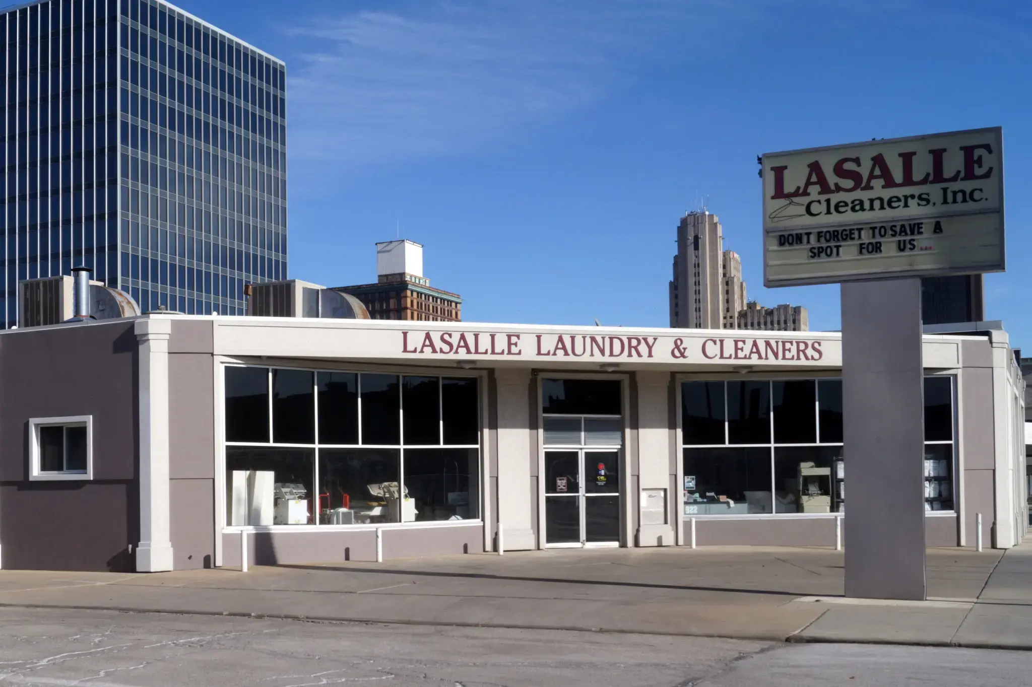 Lasalle Cleaners location