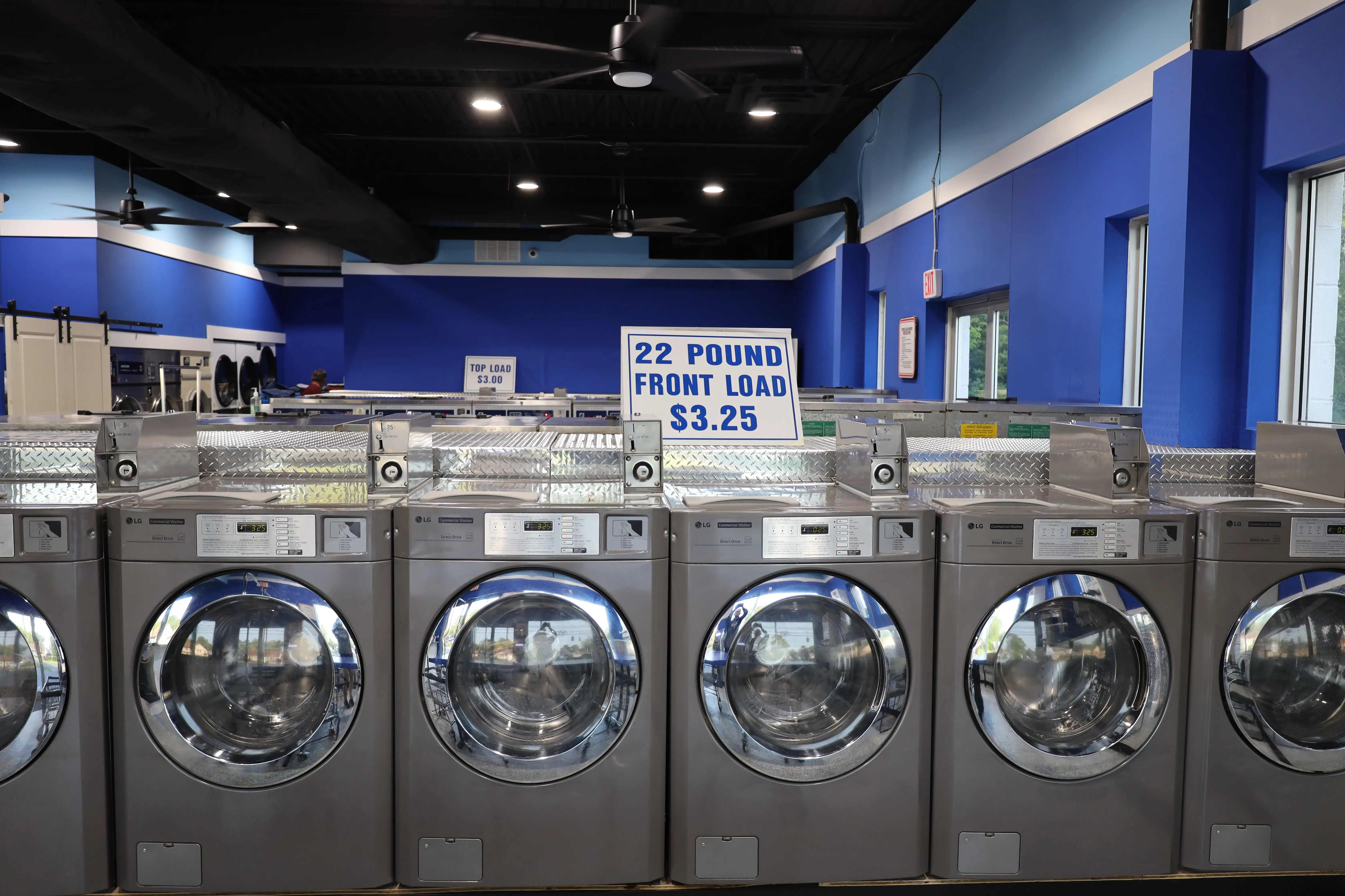 Latham Village Laundromat - Image 9