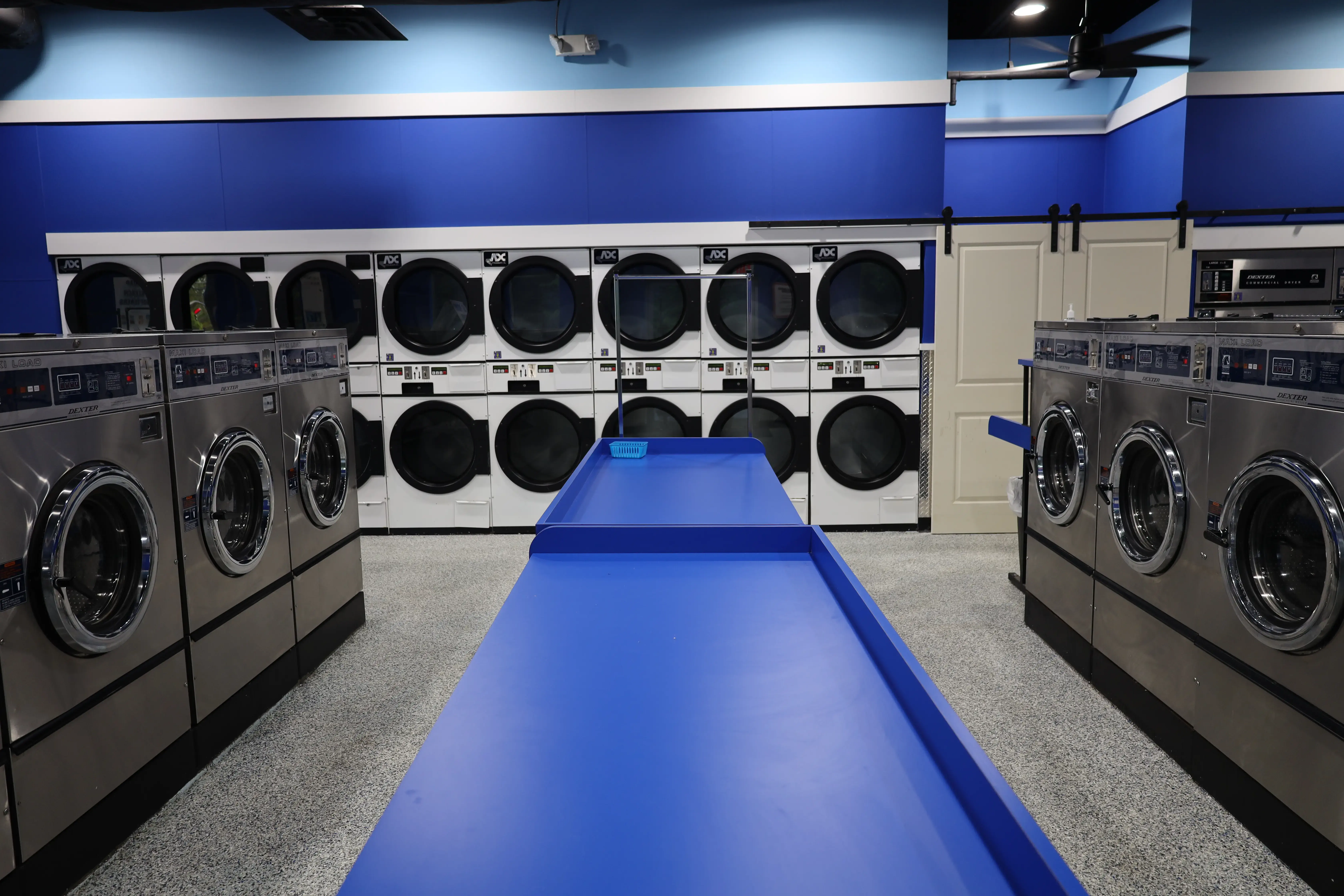 Latham Village Laundromat thumbnail 17
