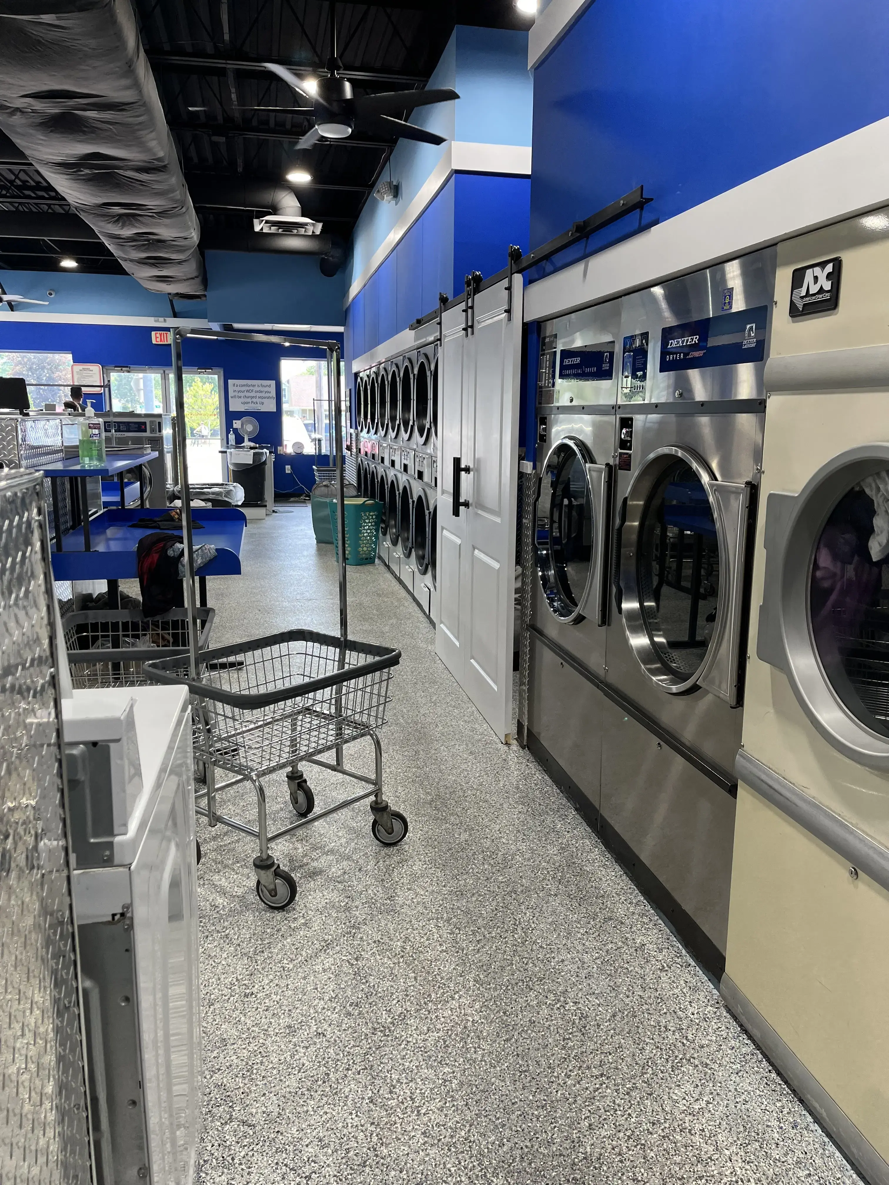 Latham Village Laundromat thumbnail 16