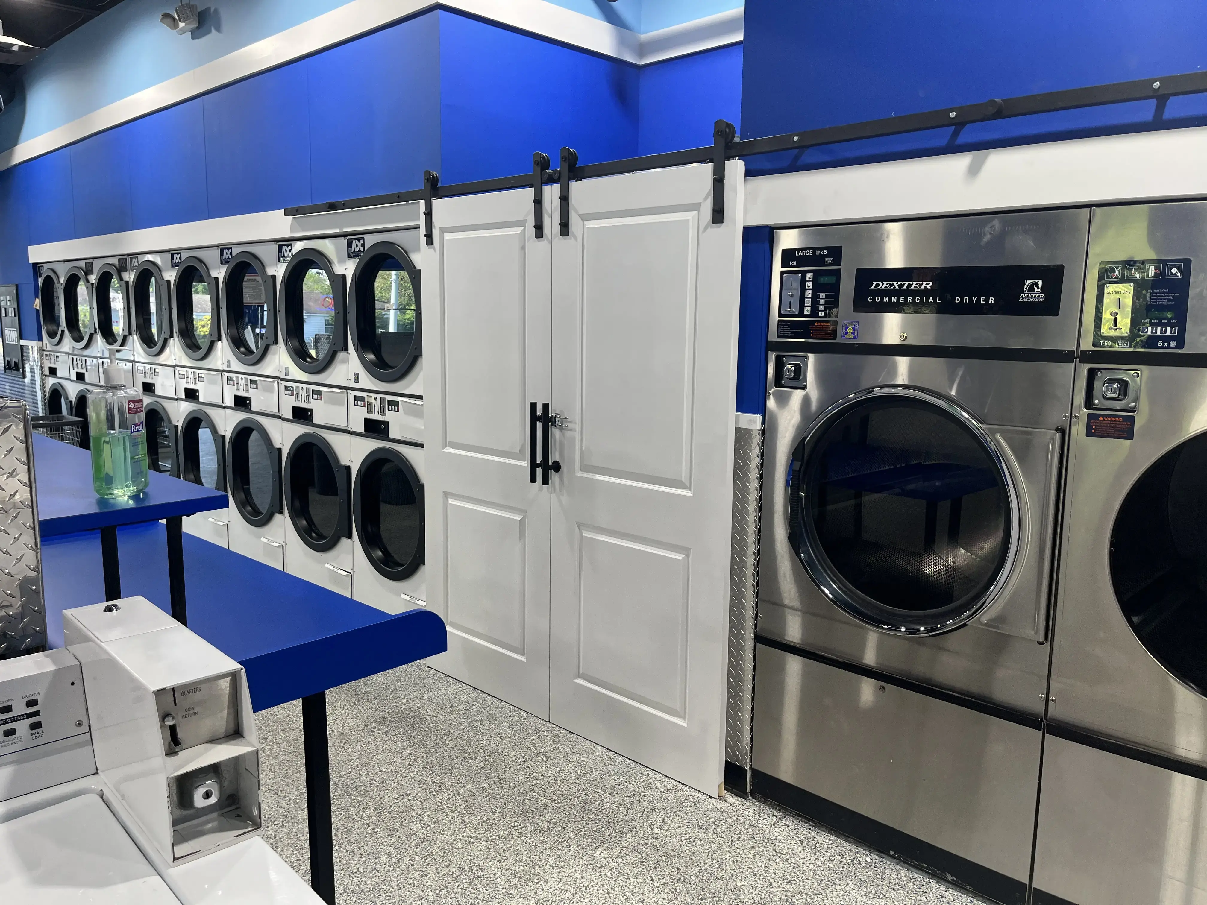 Latham Village Laundromat thumbnail 19