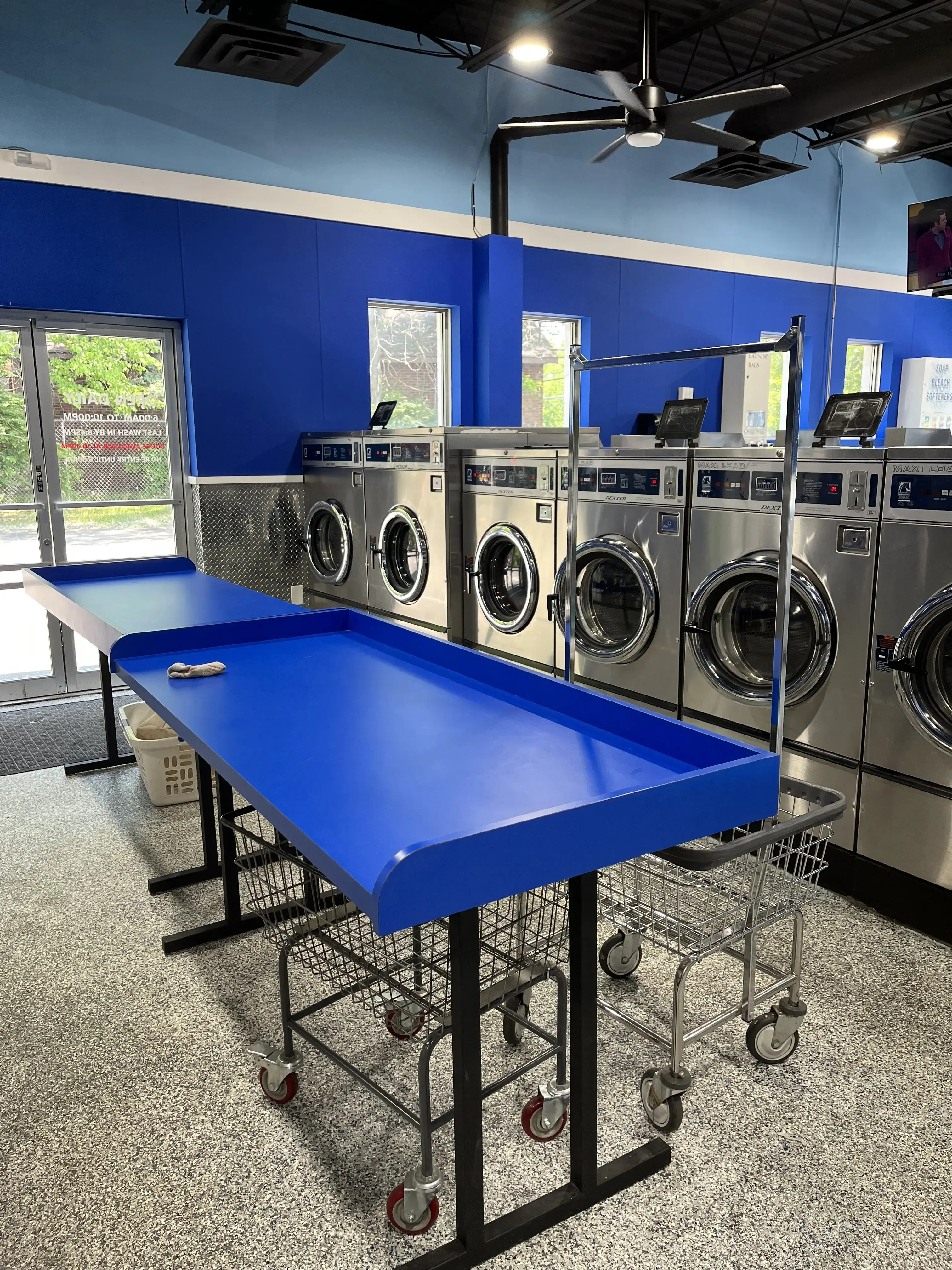 Latham Village Laundromat thumbnail 11