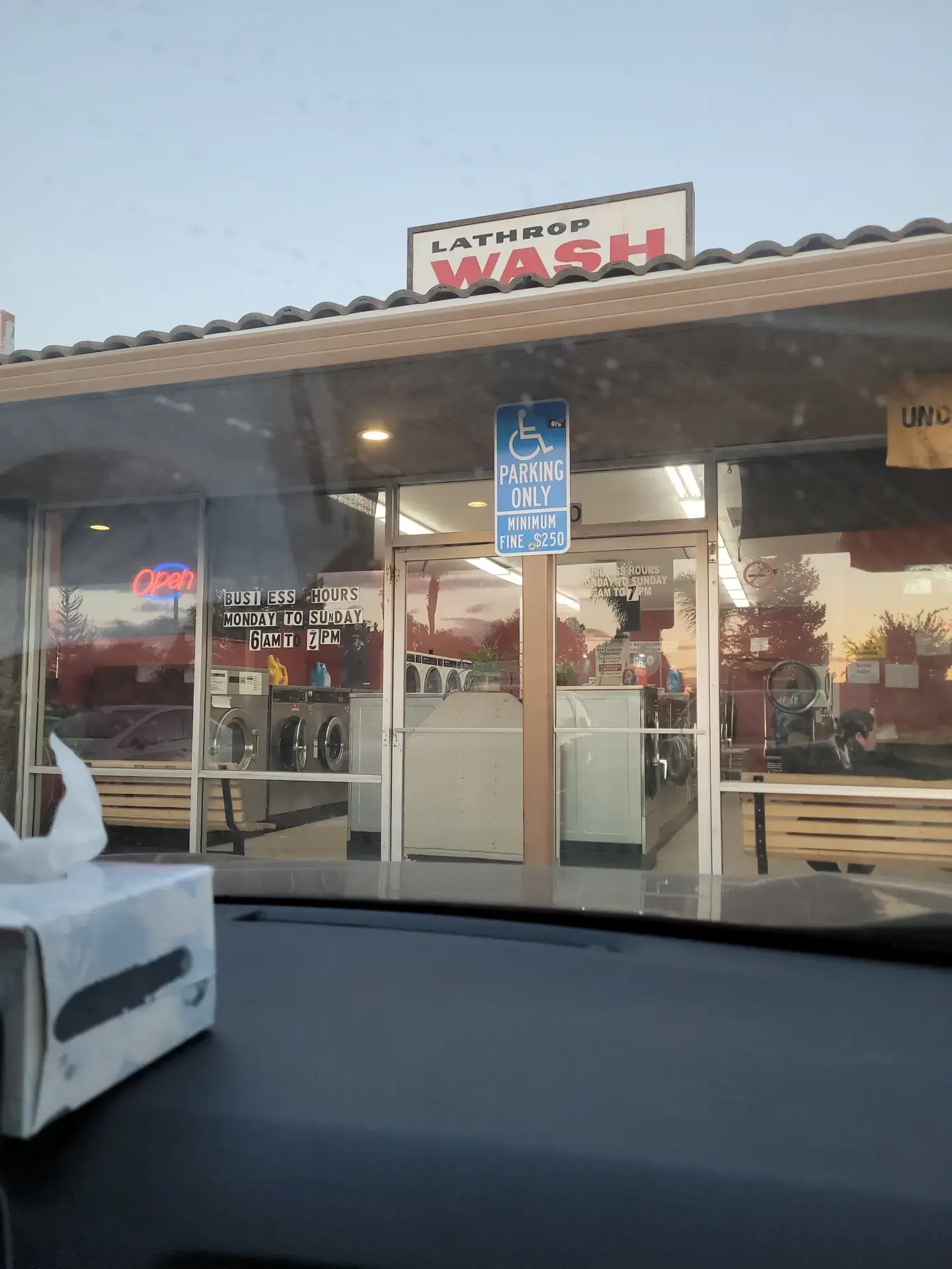 Lathrop Wash & Dry - Image 7