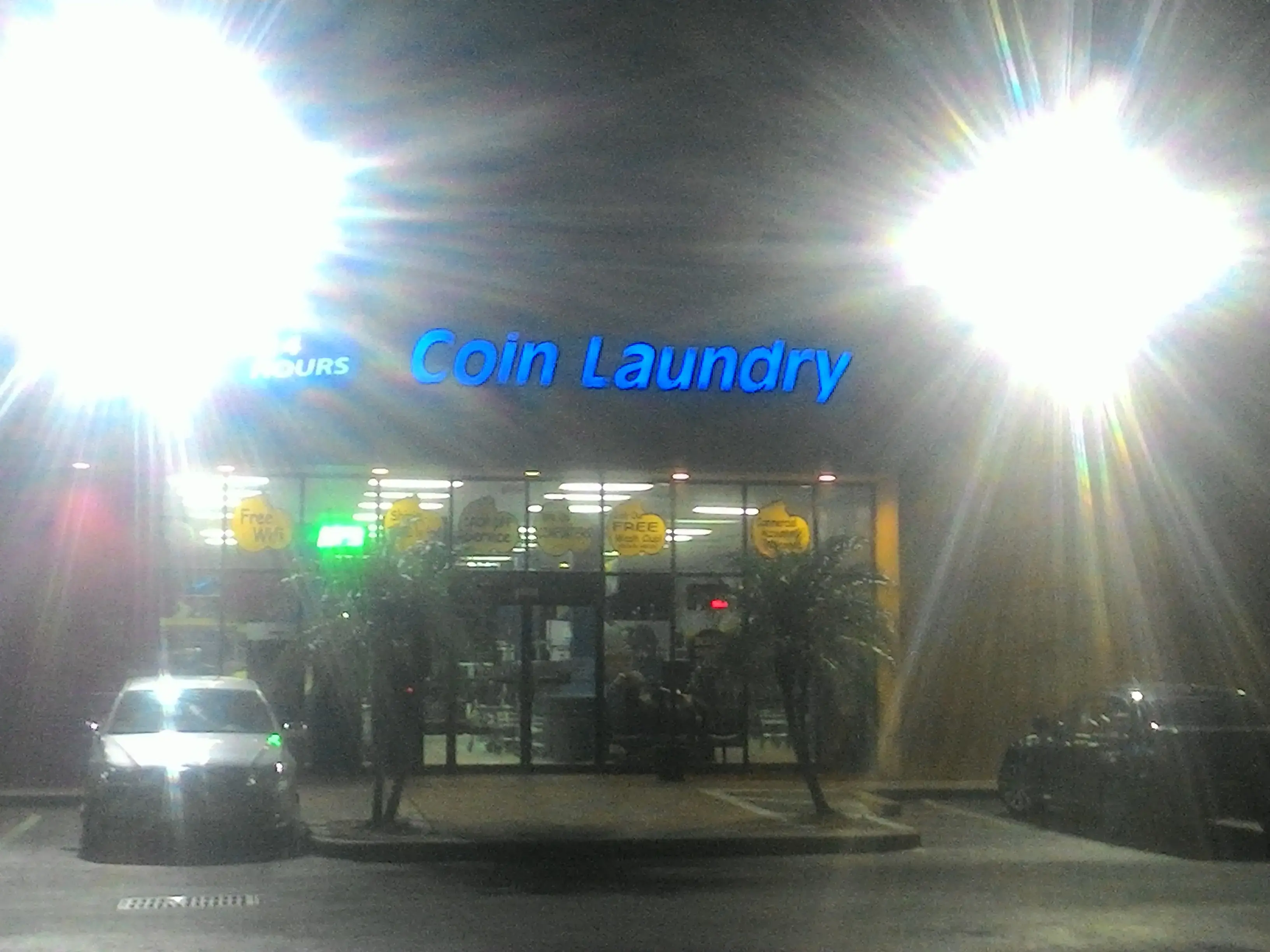 Lauderhill Laundry - Image 13