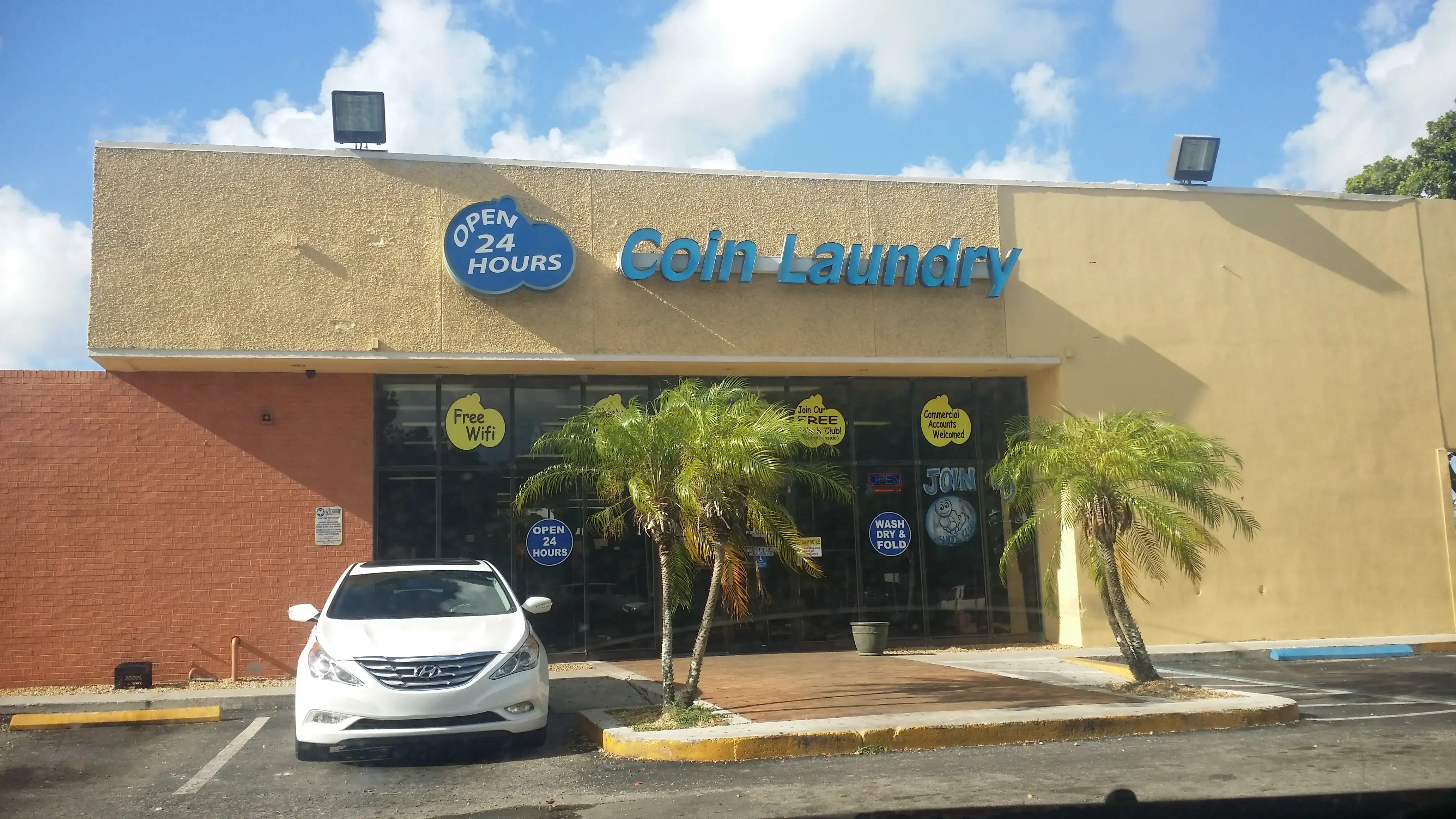 Lauderhill Laundry - Image 4
