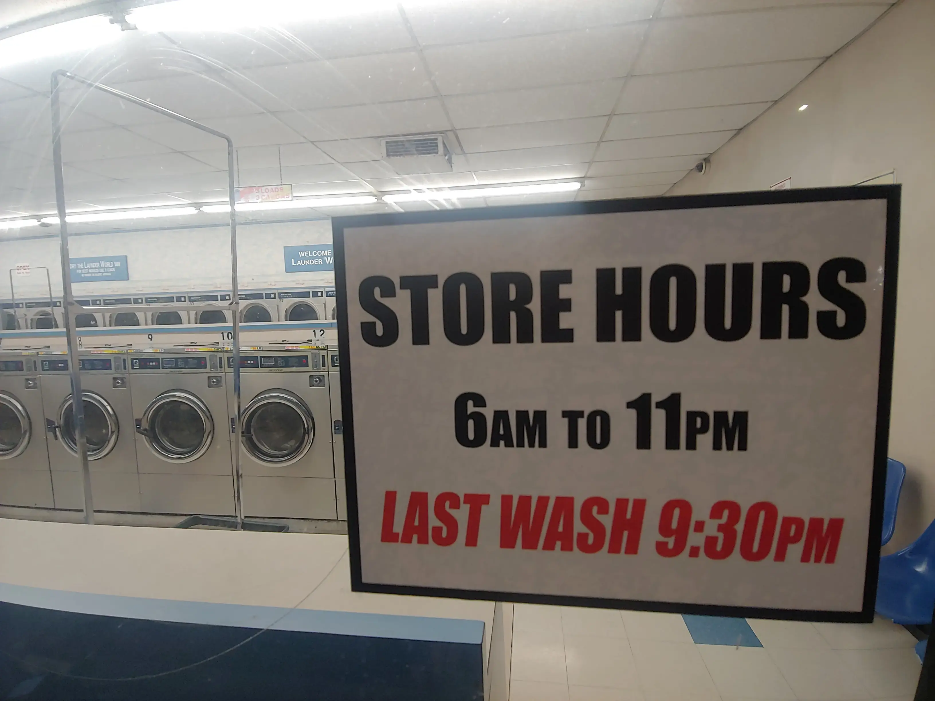 Lauderworld Coin-Op Laundry thumbnail 7