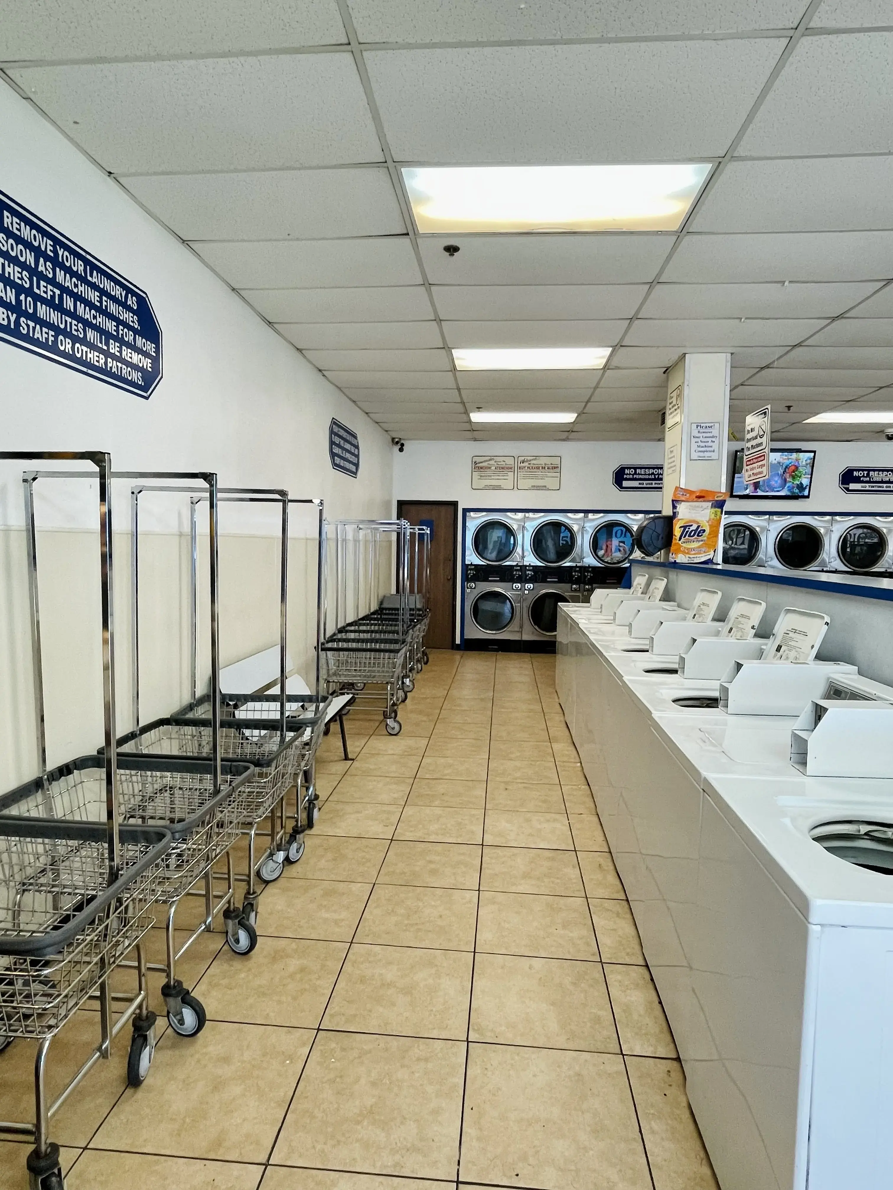 Launderland Coin Laundry thumbnail 20