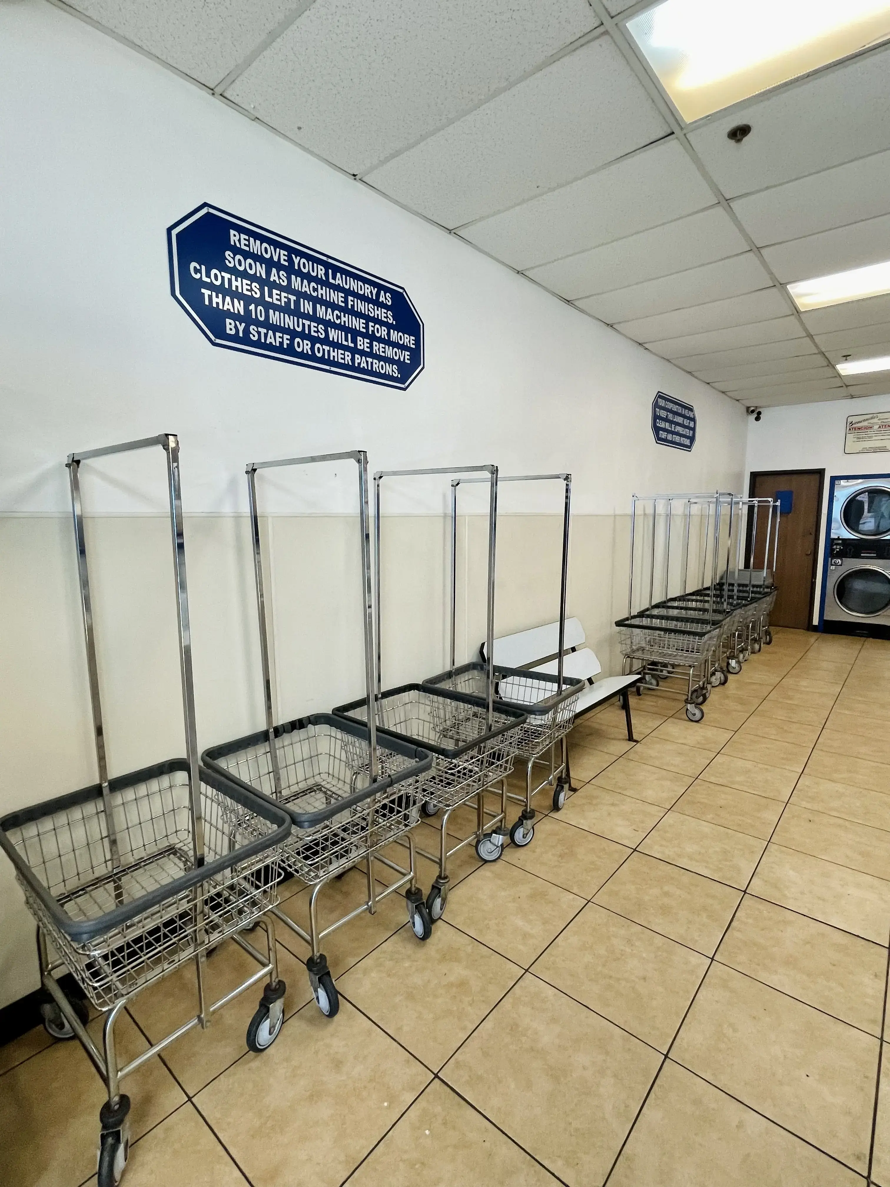 Launderland Coin Laundry - Image 6