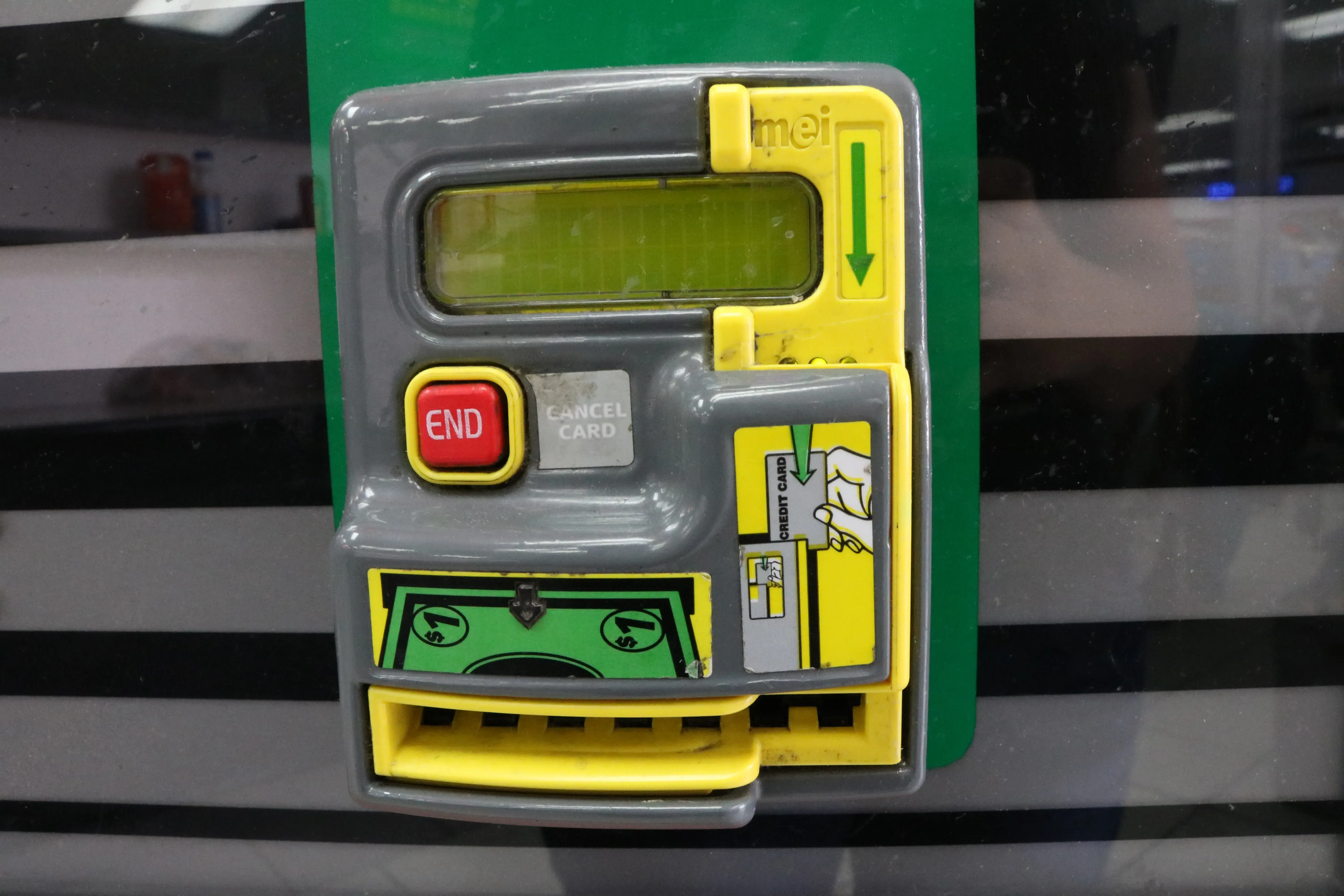 Launderland Coin Laundry DBA COIN Less LAUNDRY thumbnail 6