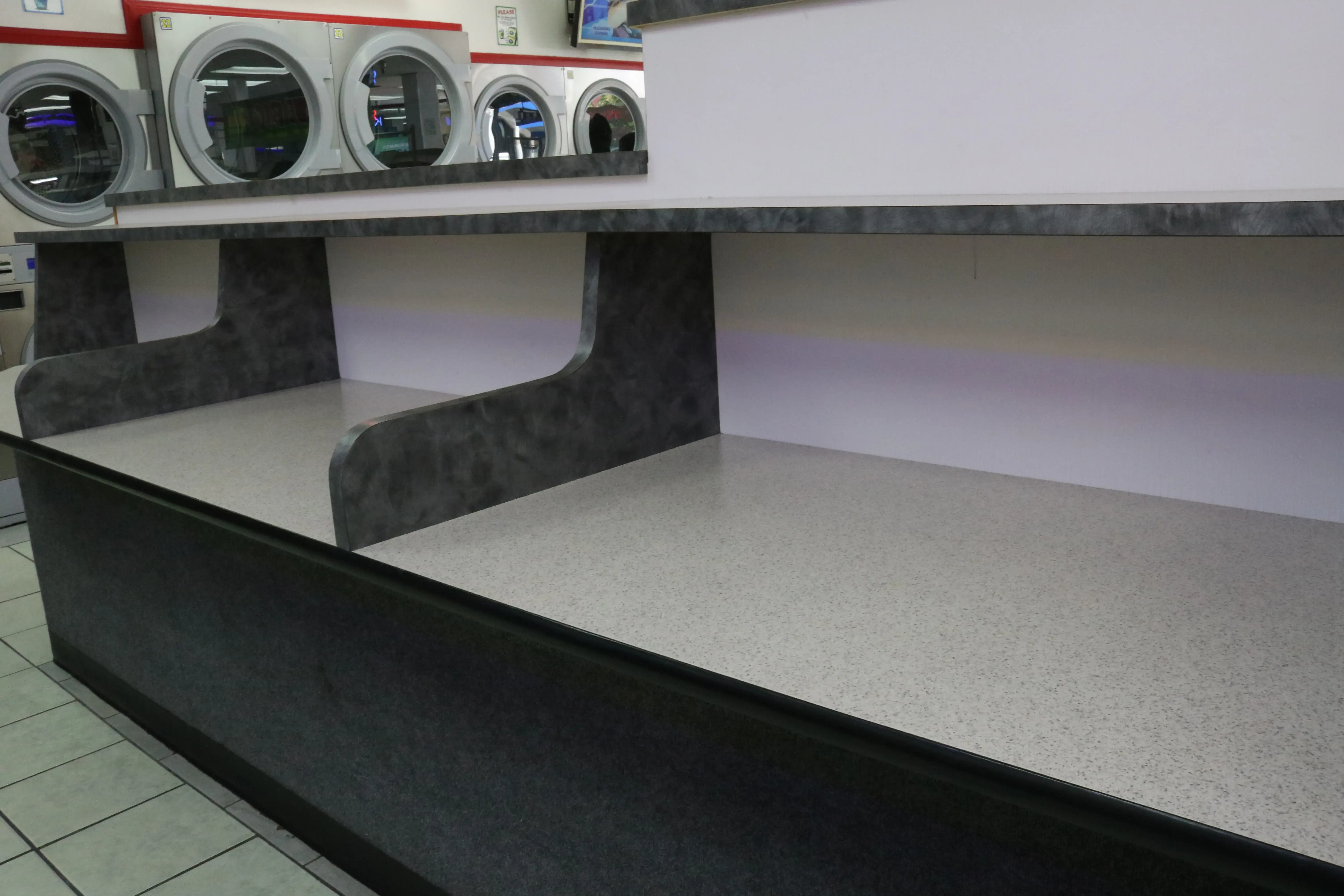 Launderland Coin Laundry DBA COIN Less LAUNDRY thumbnail 5