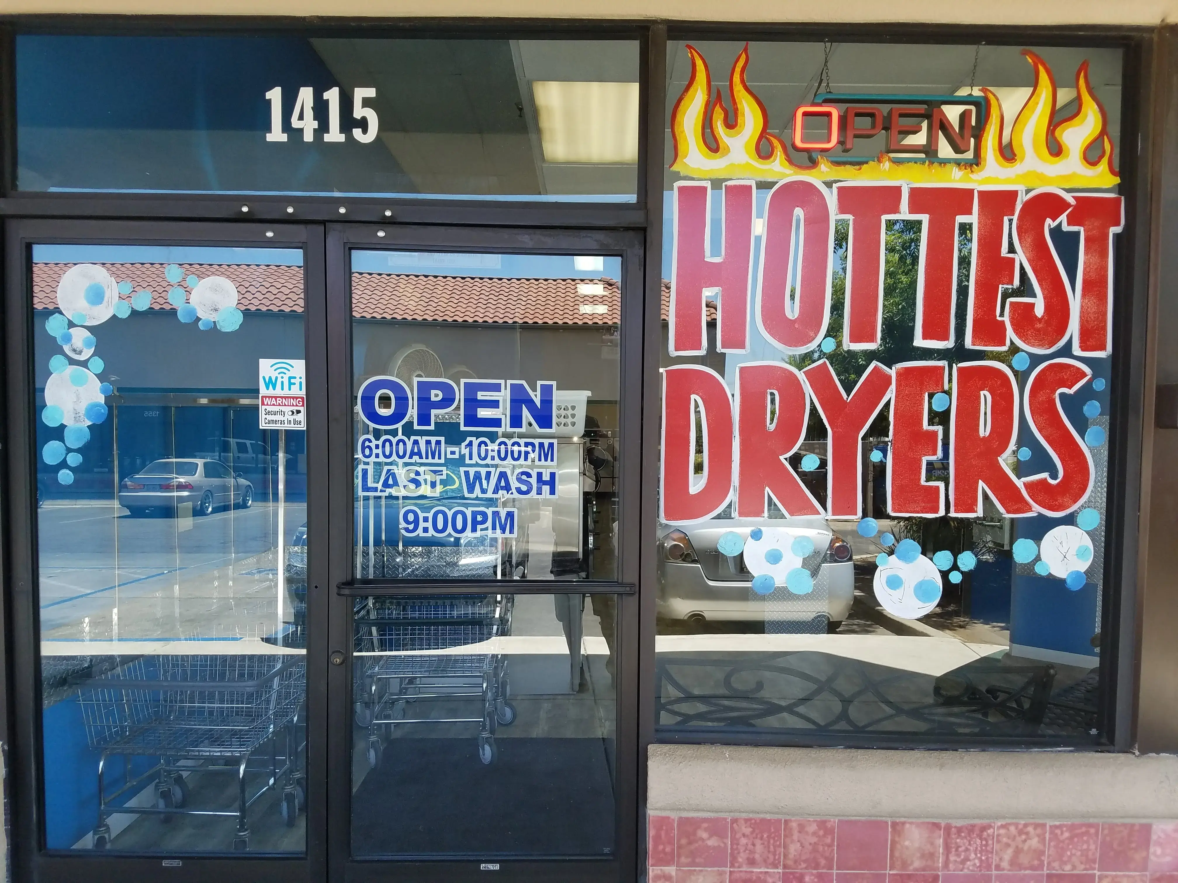 Launderland Coin-Op Laundromat + Wash & Fold Laundry Co. - Image 6