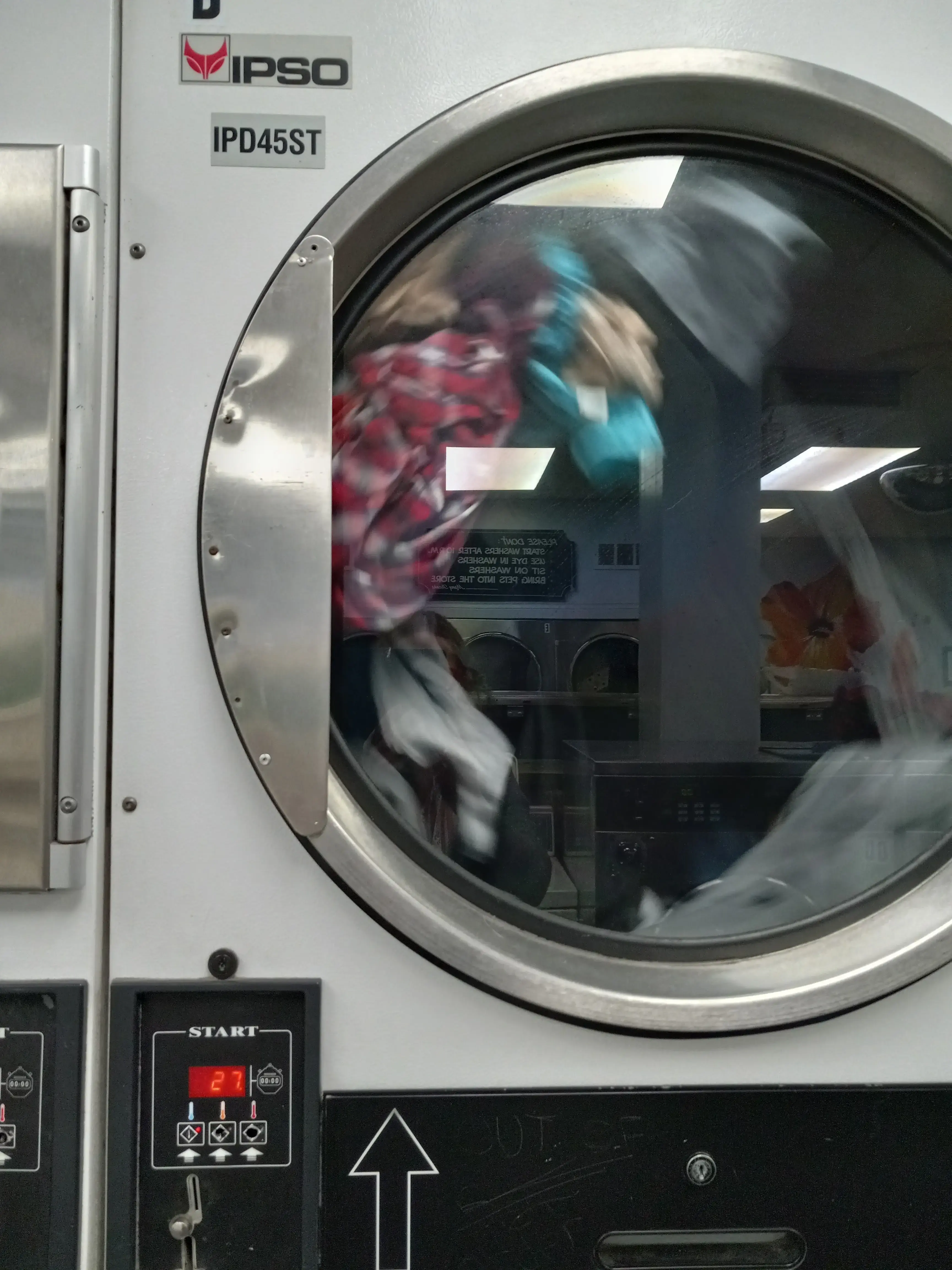 LaunderLand Coin-Op Laundry - Image 5