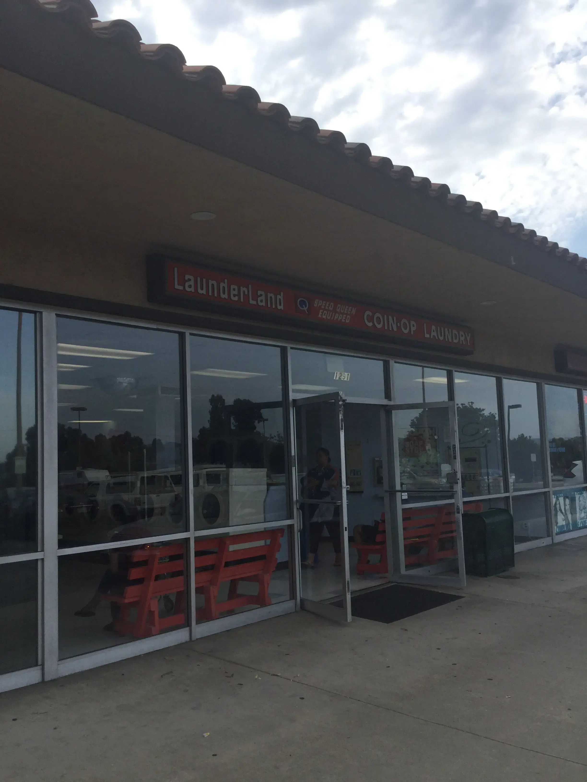 LaunderLand Coin-Op Laundry - Image 14