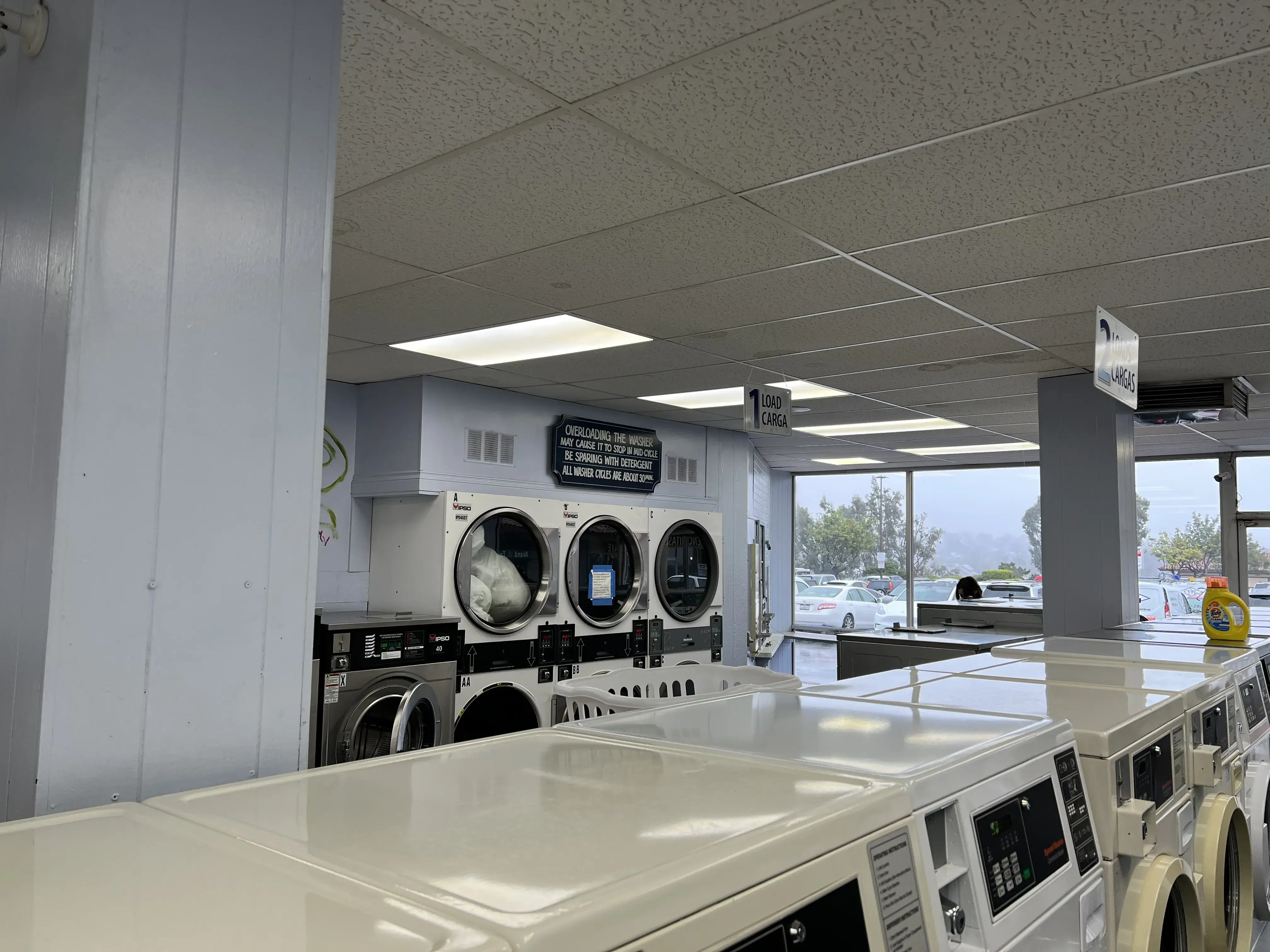 LaunderLand Coin-Op Laundry thumbnail 17