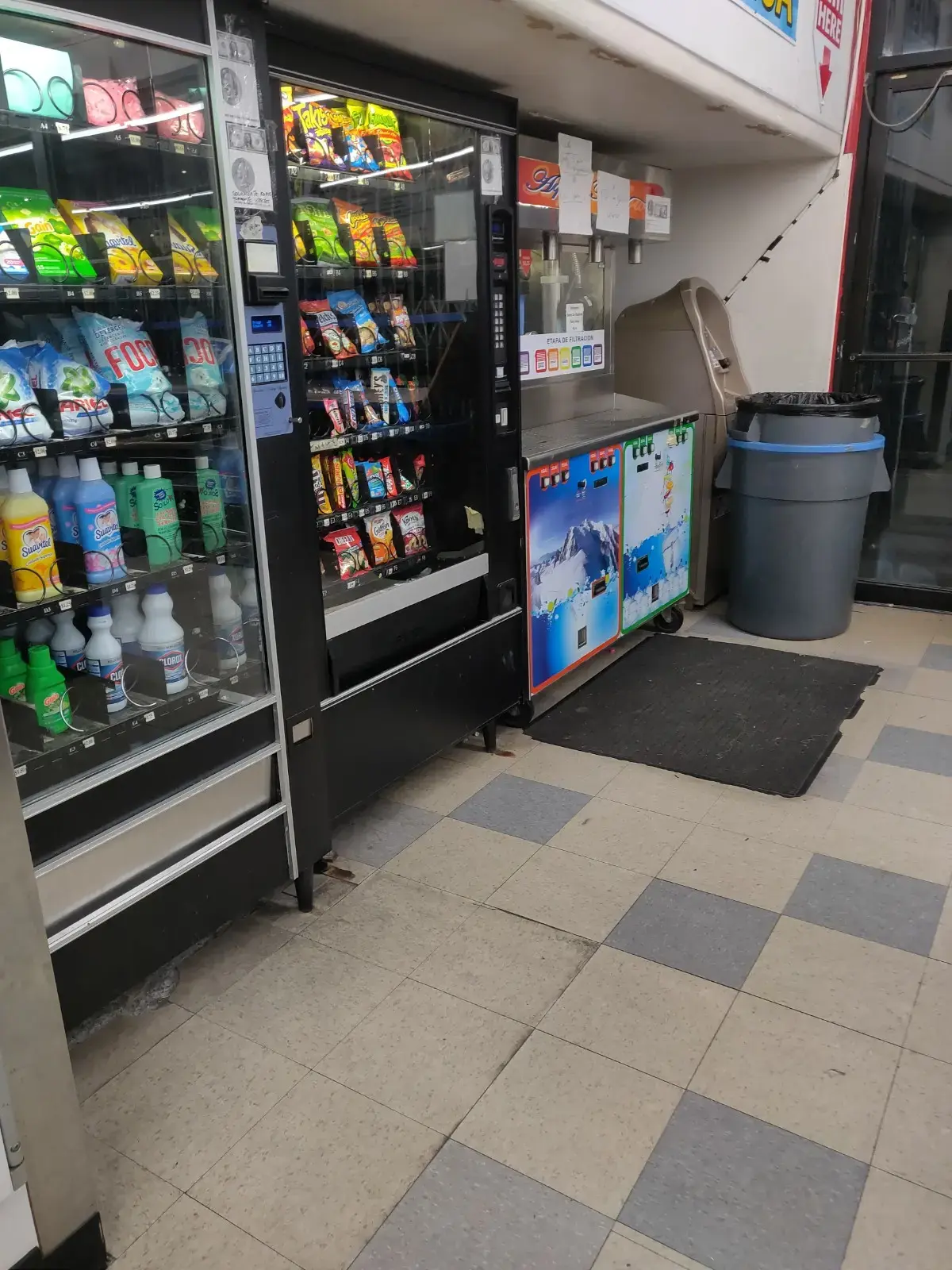 Launderland Coin Op Laundry - Image 12