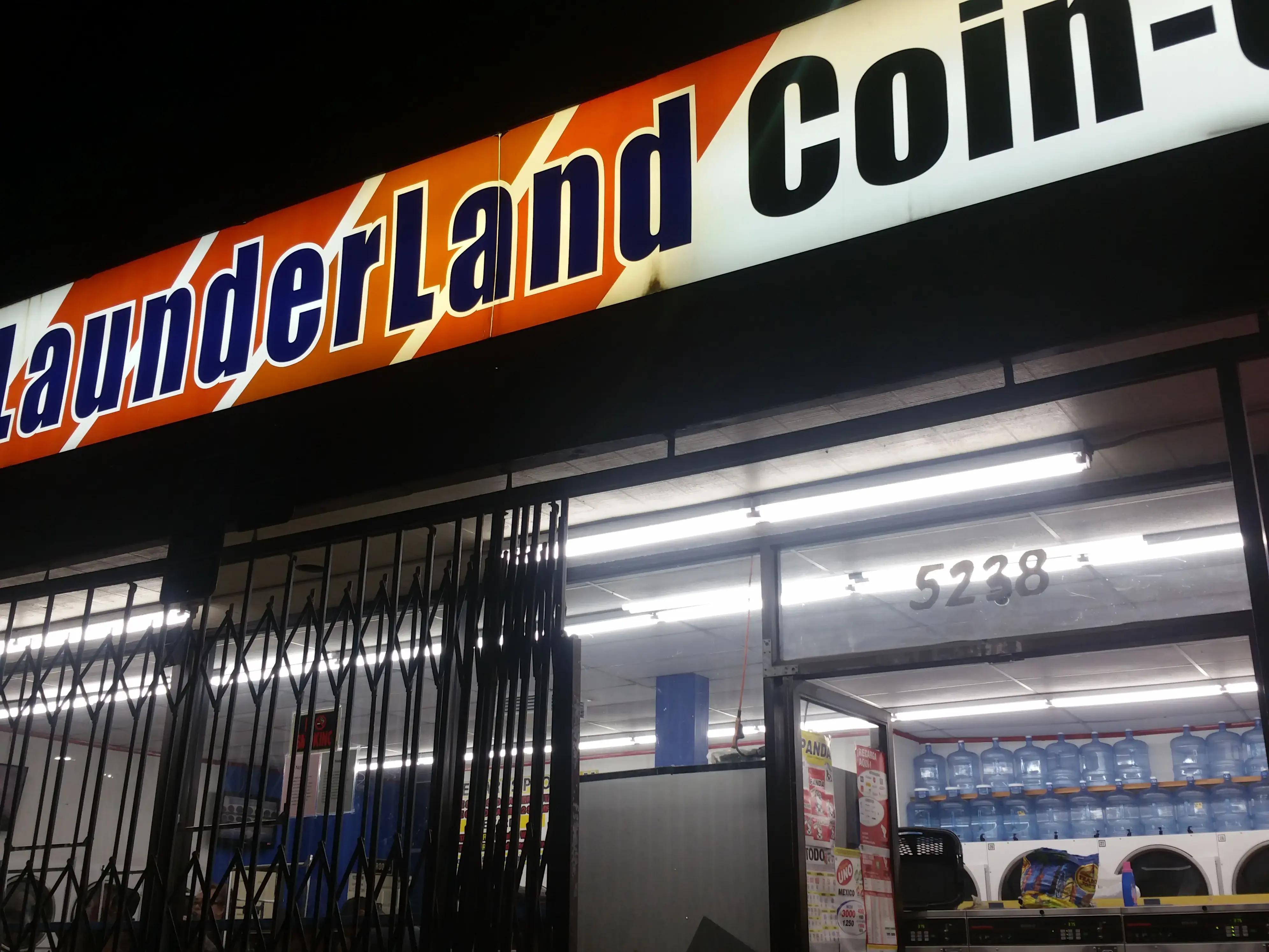 Launderland Coin Op Laundry thumbnail 2