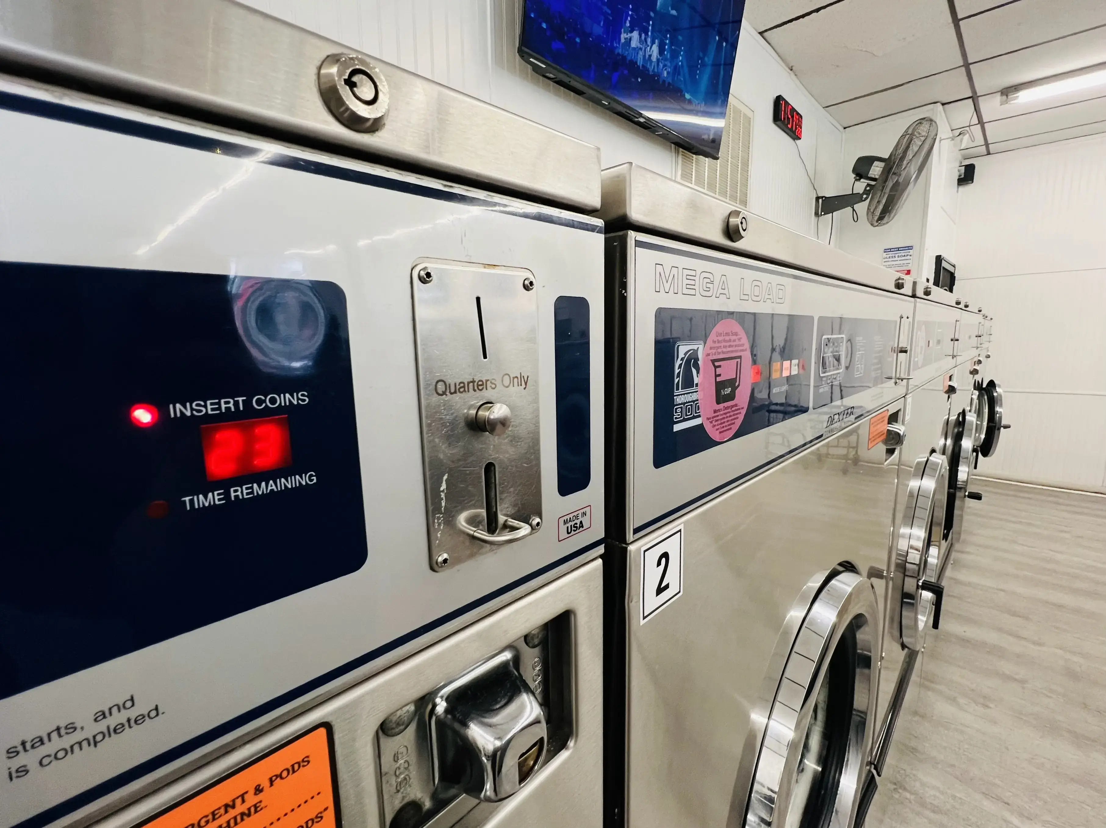 LaunderLand Coin Op Laundry thumbnail 11