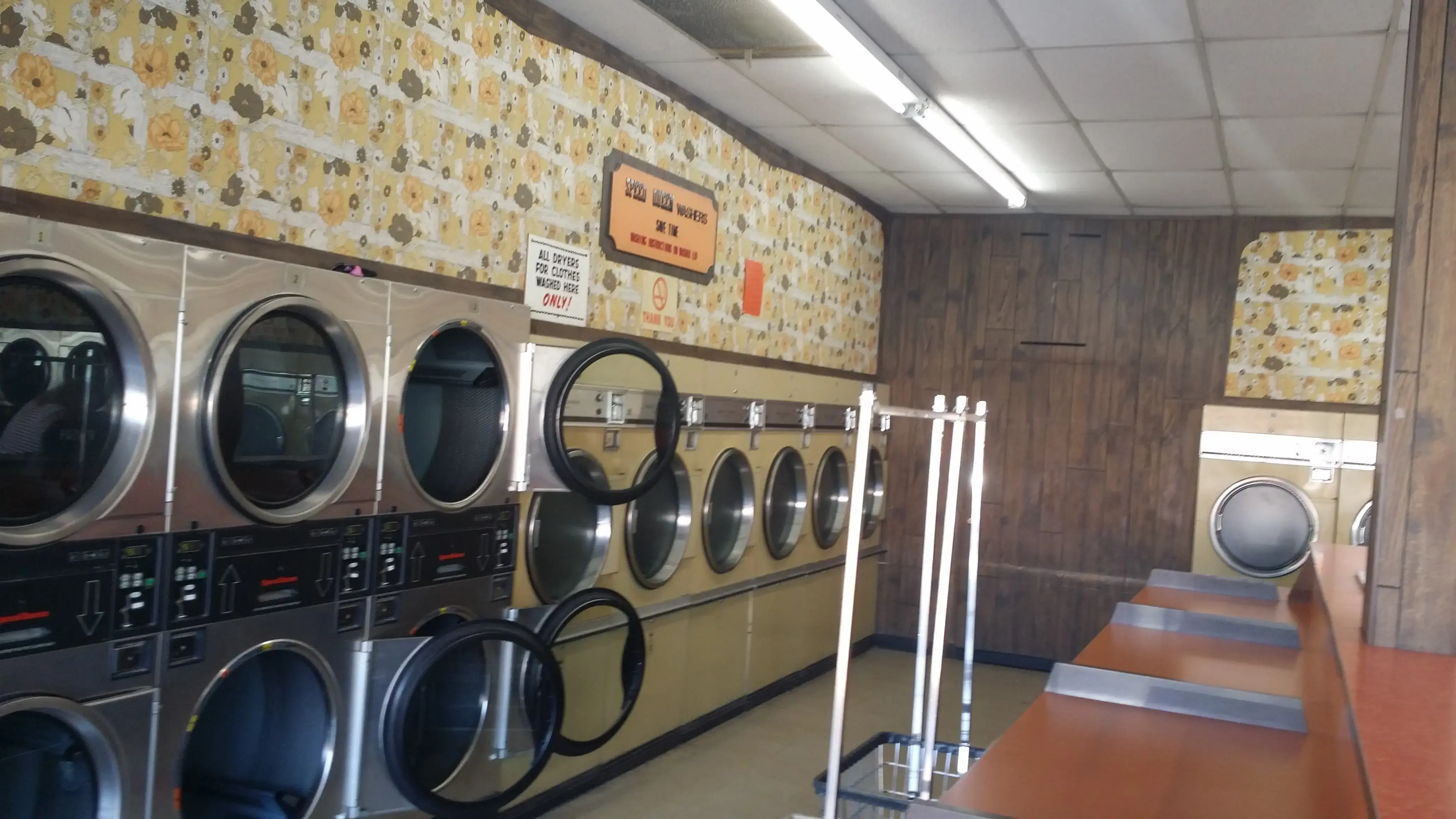 Launderland - Image 9