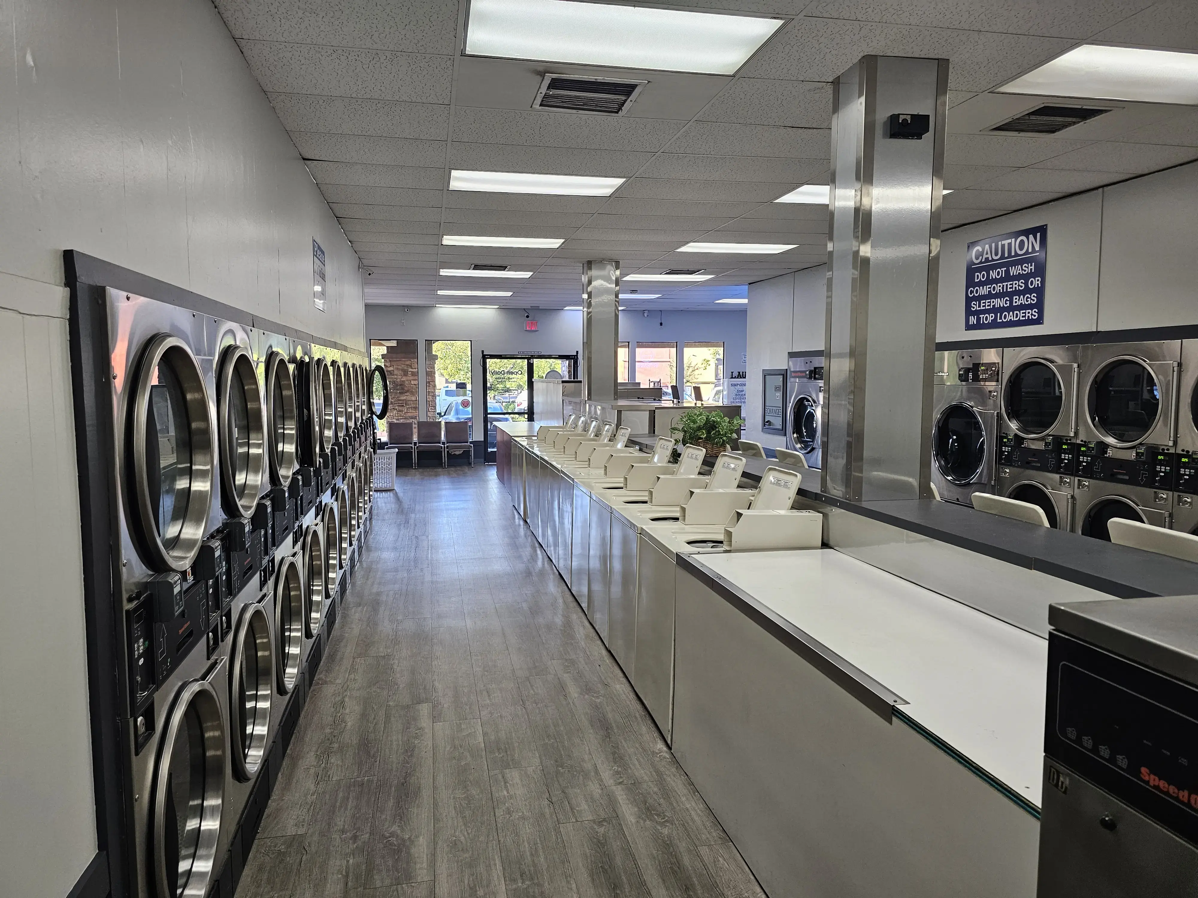 Launderland Of Folsom thumbnail 3