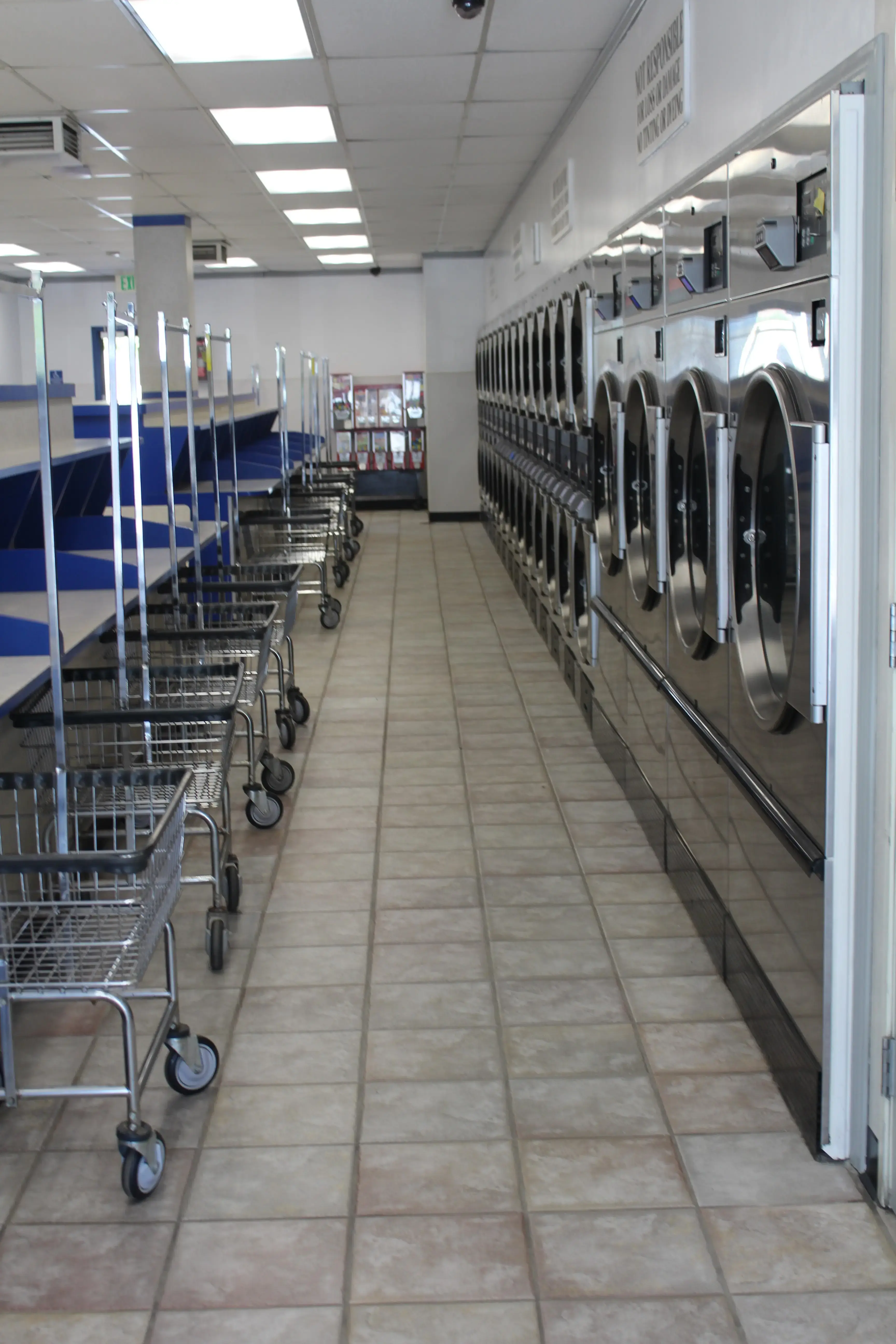 Launderland Port Hueneme thumbnail 14