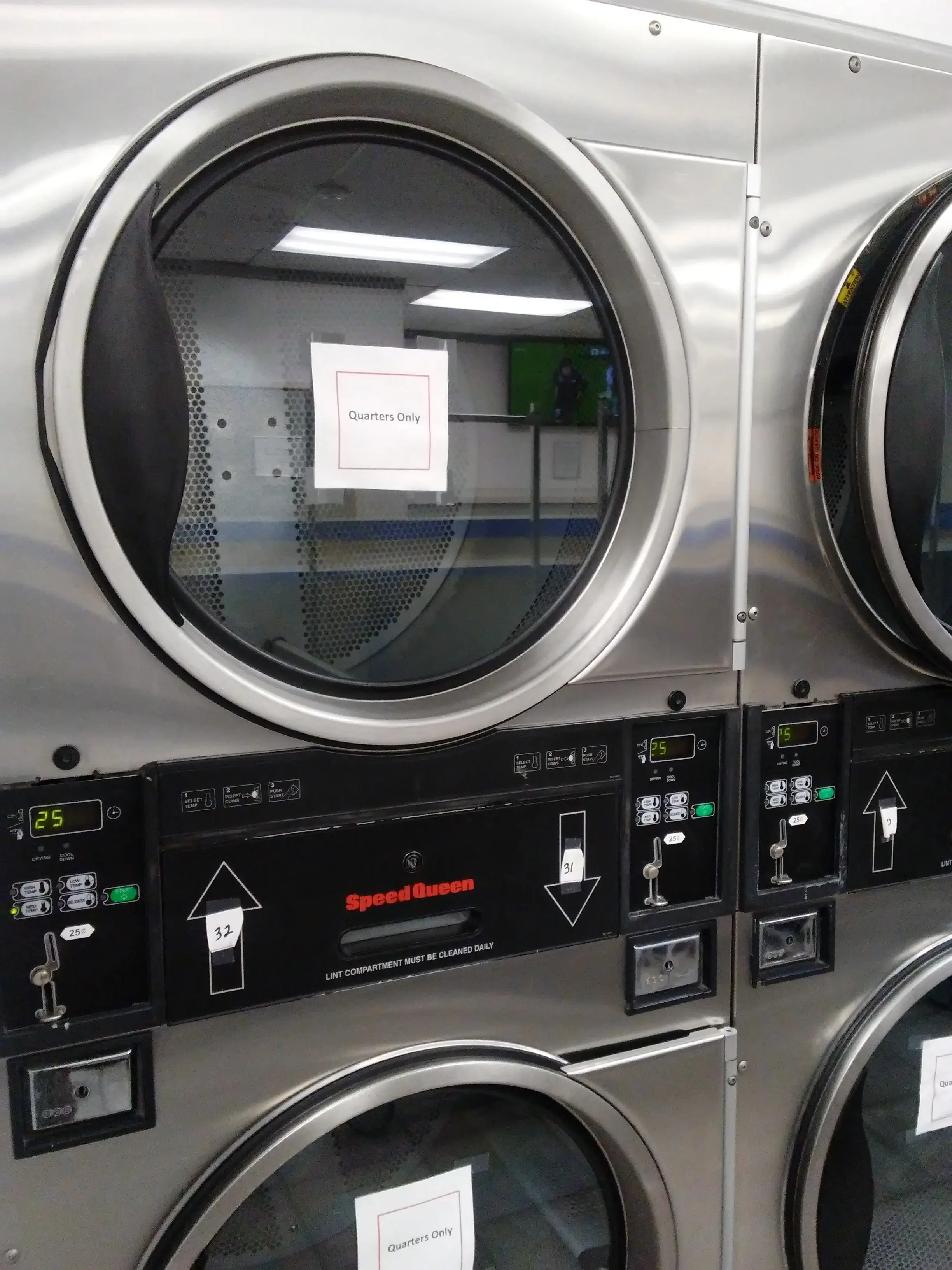 Launderland Port Hueneme - Image 10