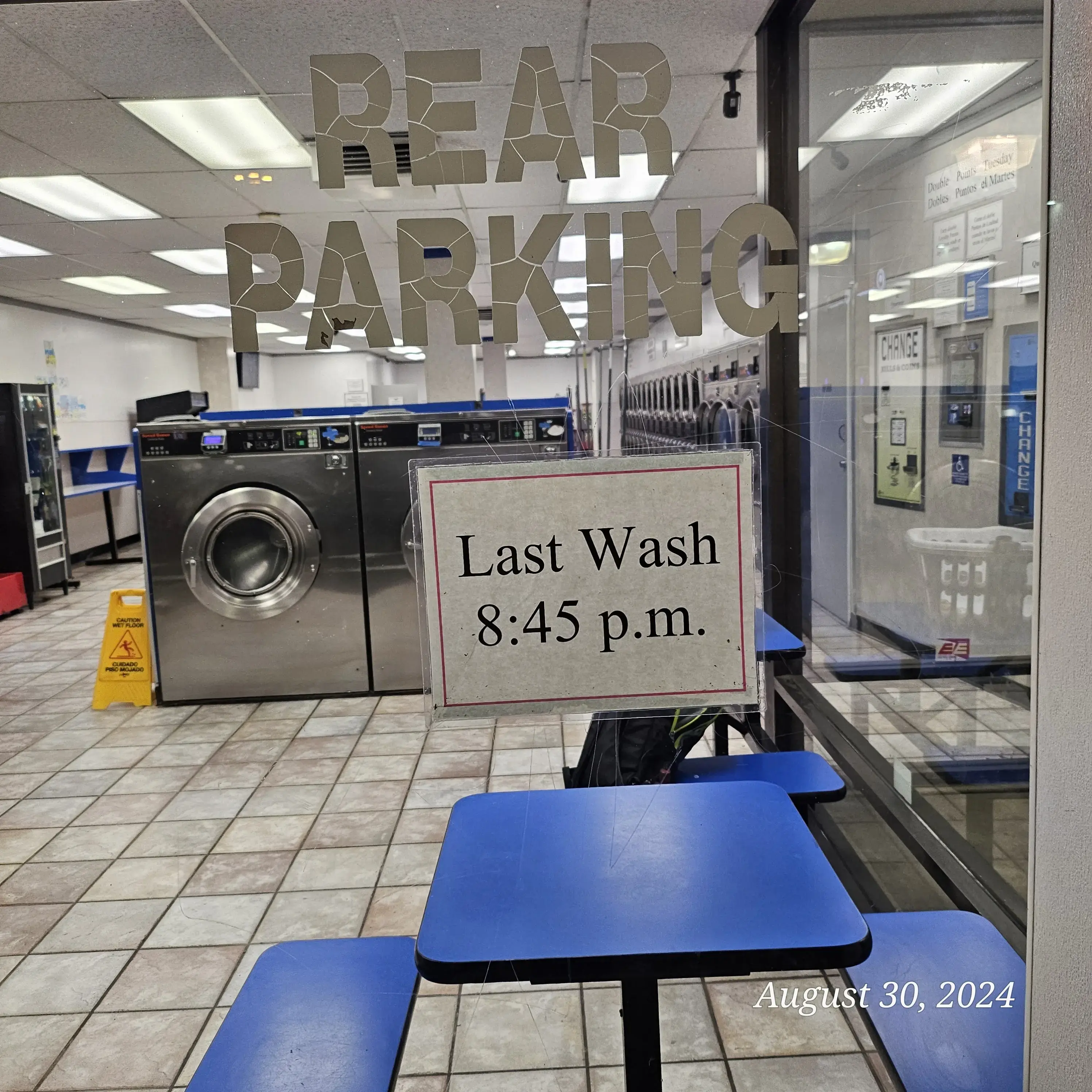 Launderland Port Hueneme location