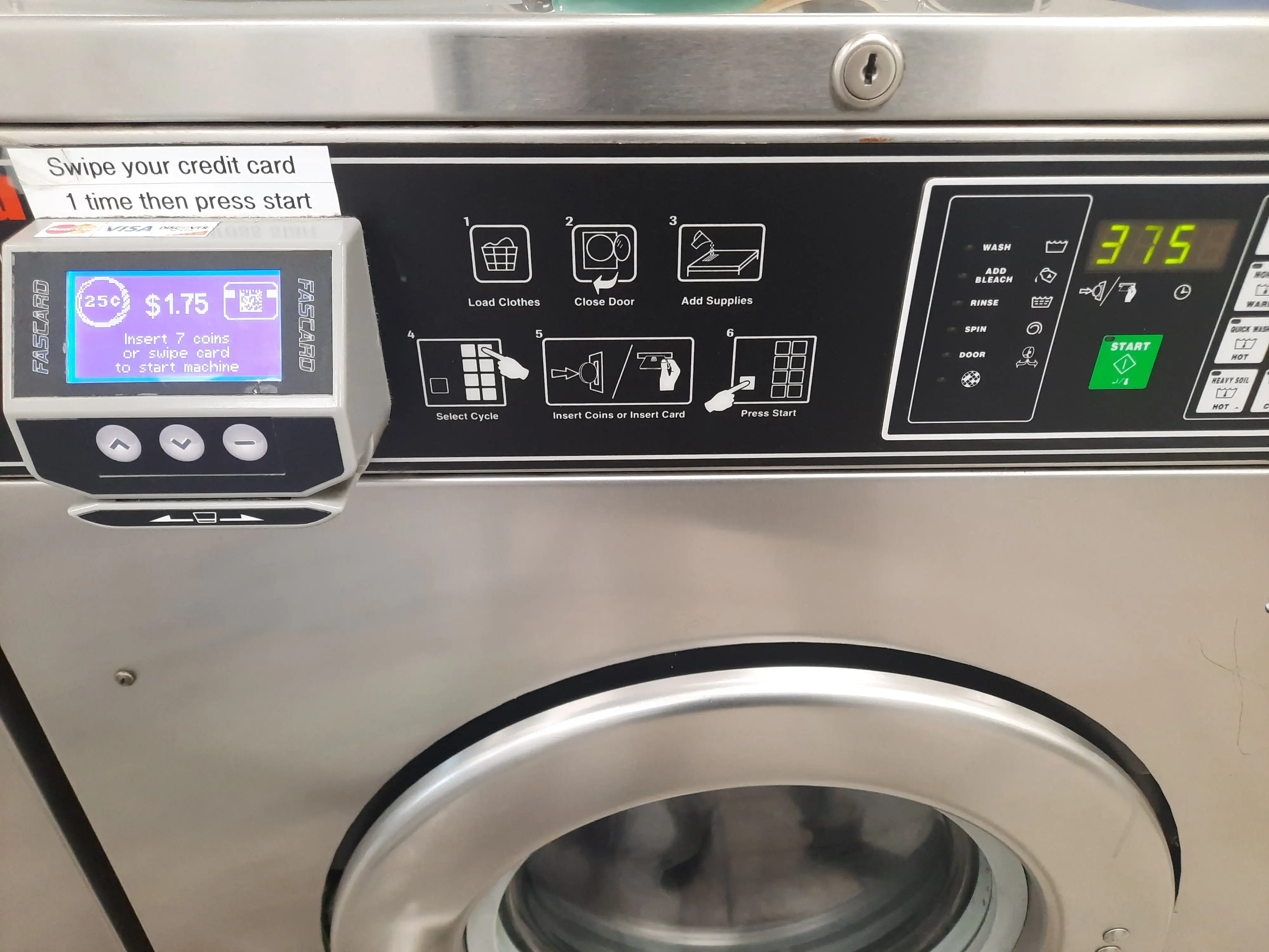 Launderland Port Hueneme - Image 17