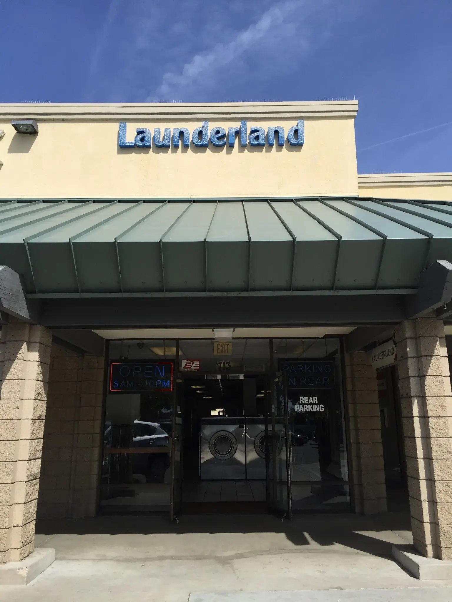 Launderland Port Hueneme - Image 7