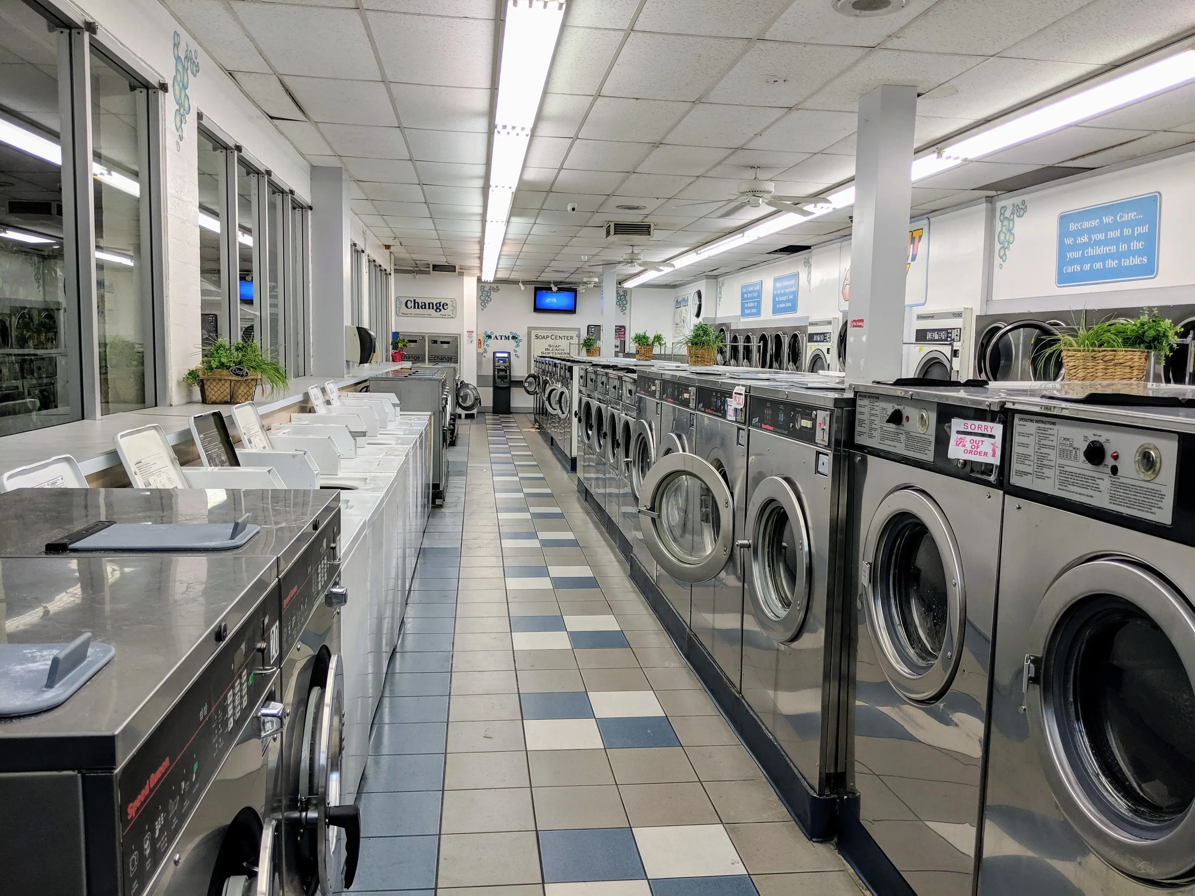 Launderland location