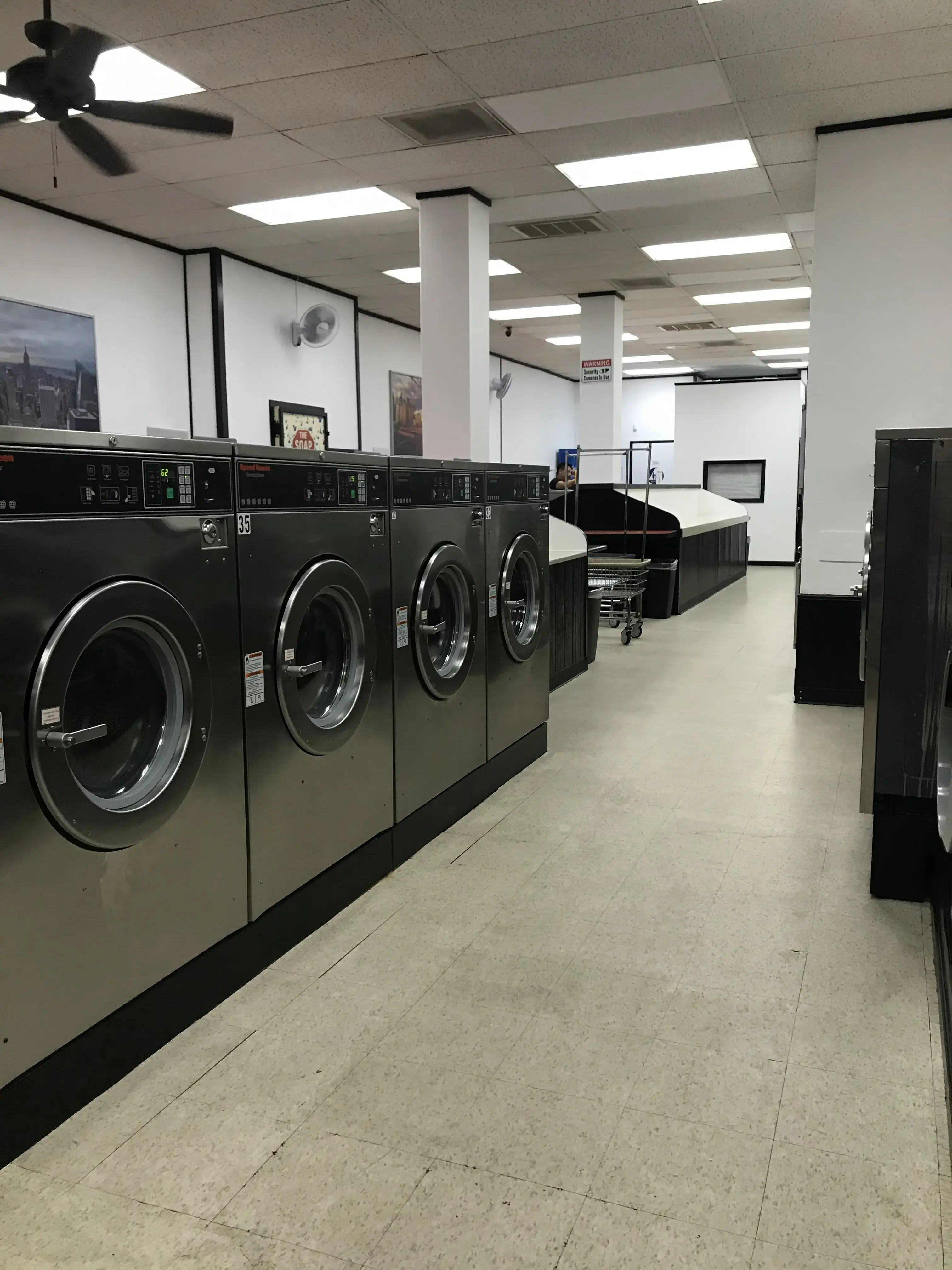 Launderland Vista Park thumbnail 15