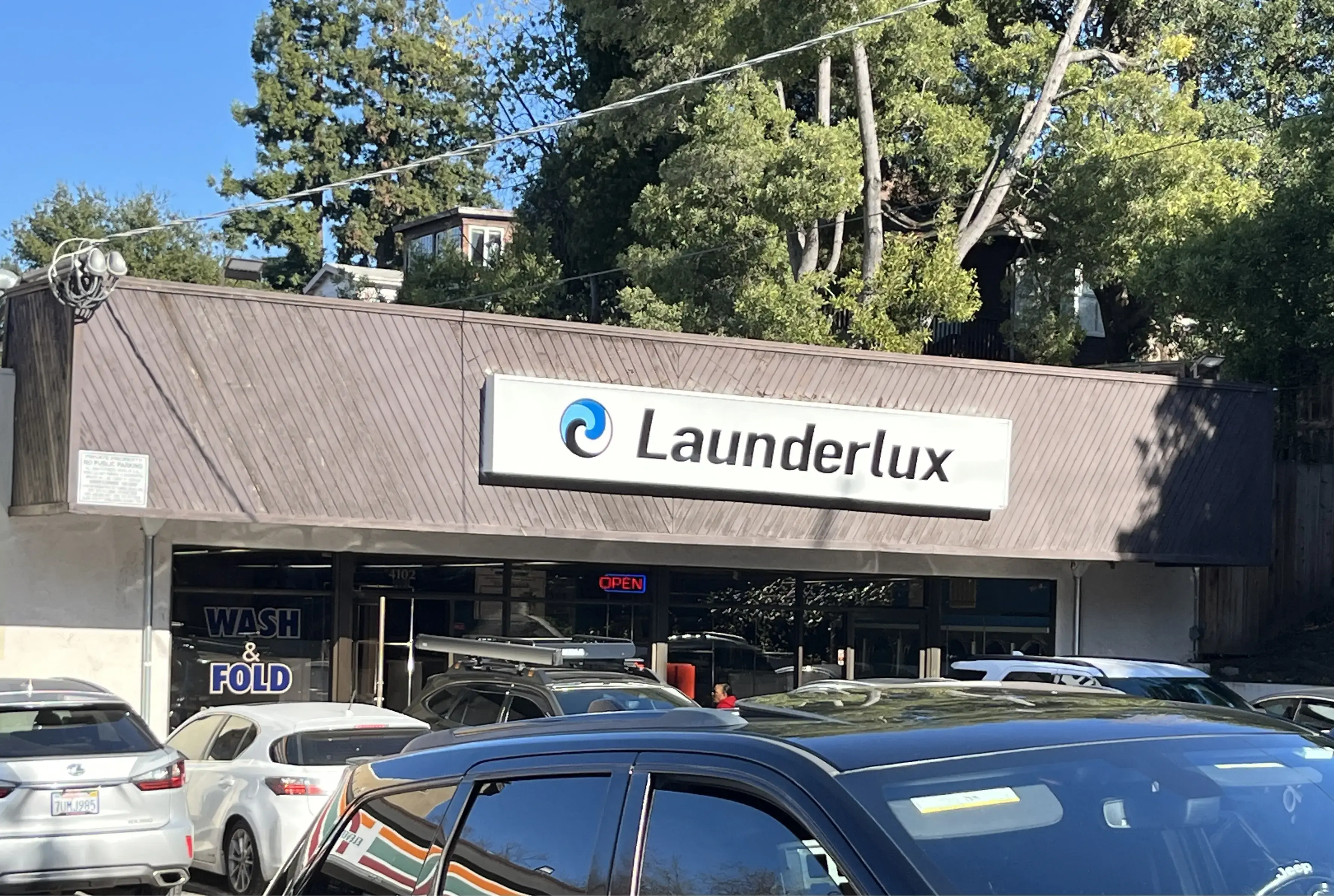 Launderlux location