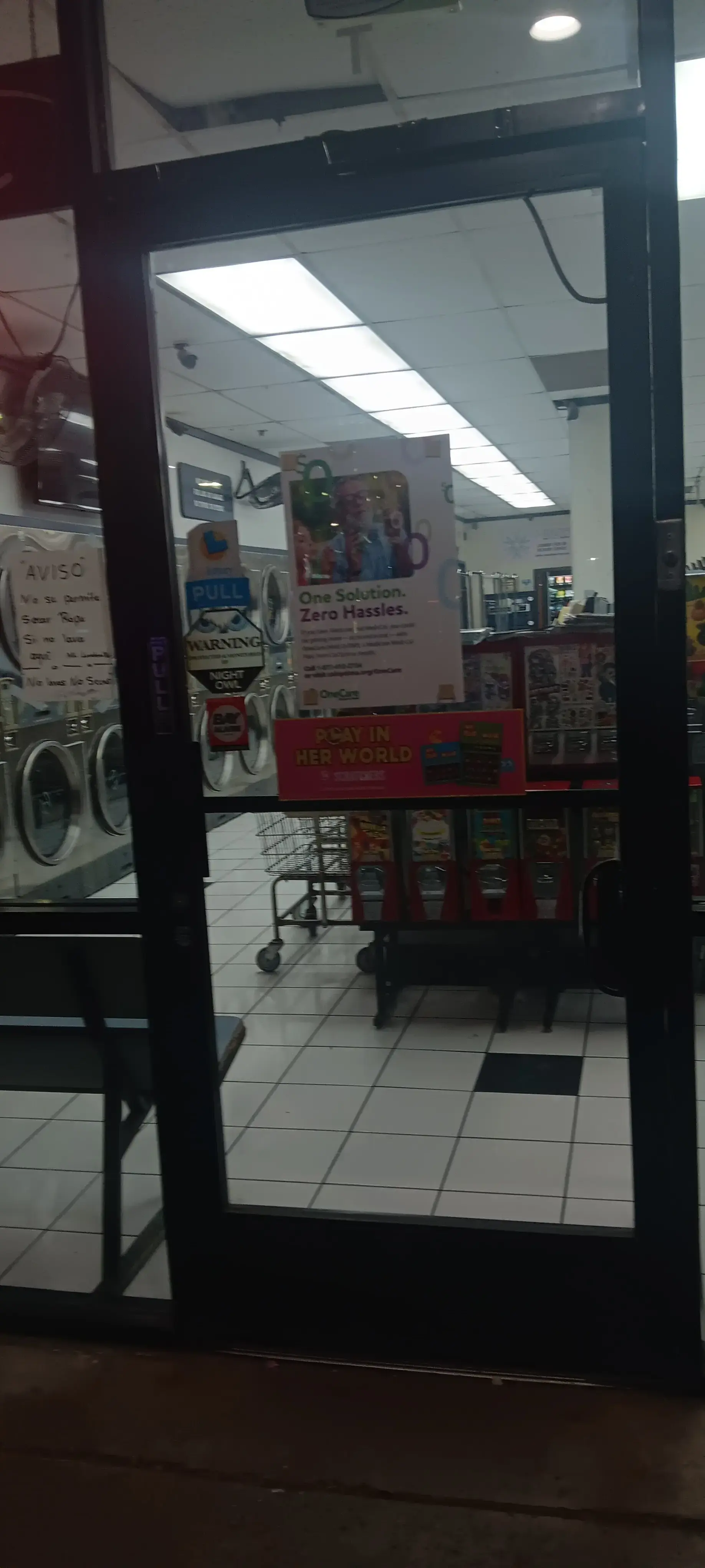 Launderville Coin Laundry - Image 8