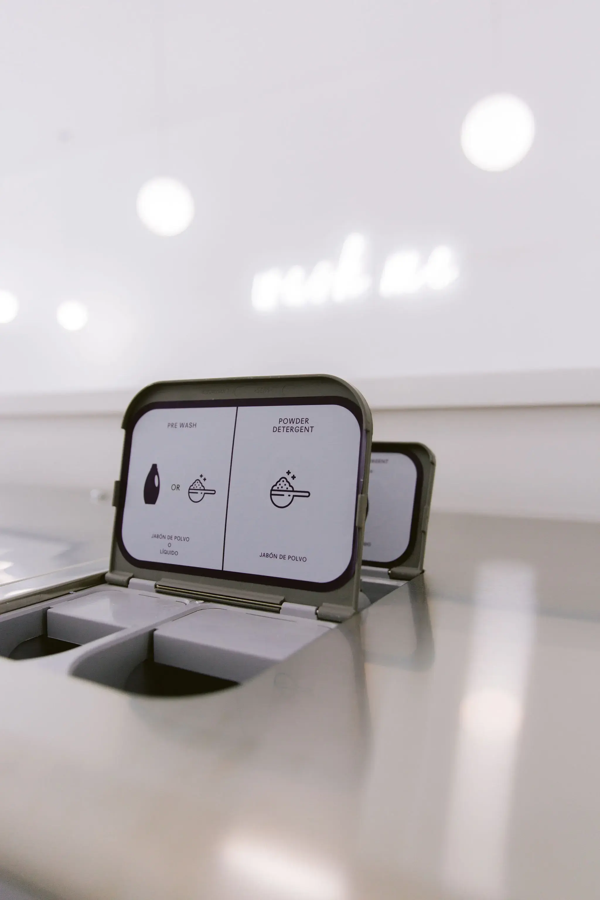 Laundré | Dry Cleaners & Laundromat thumbnail 16