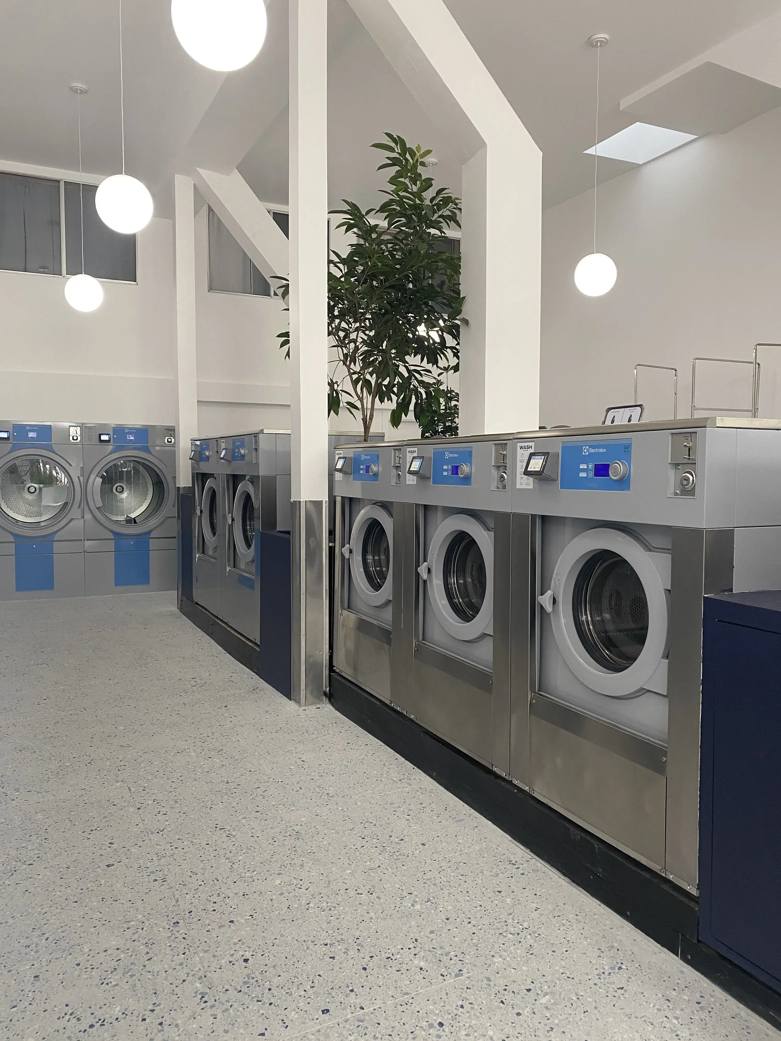 Laundré | Dry Cleaners & Laundromat thumbnail 1