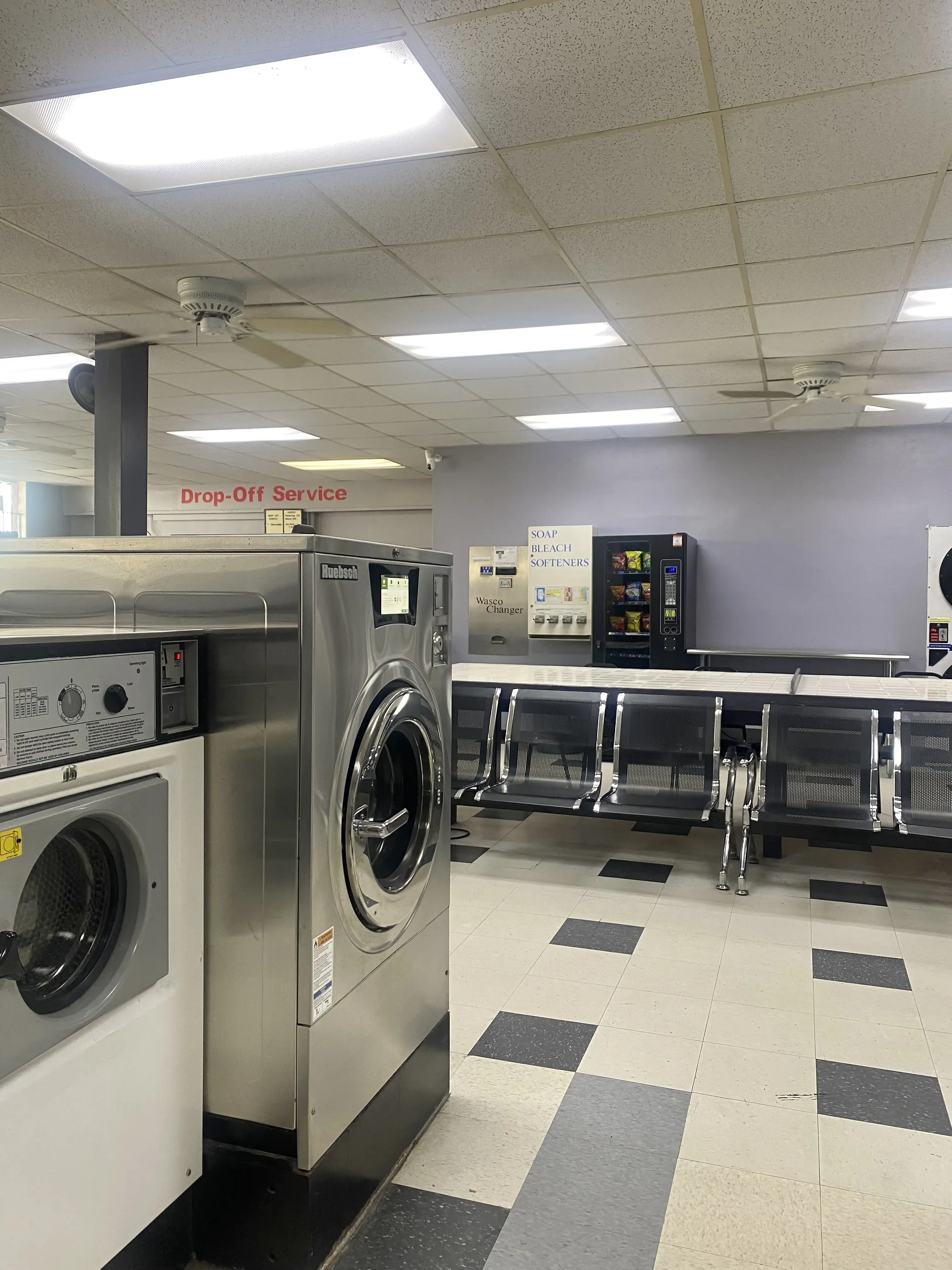 Laundramagic Coin Laundry thumbnail 2