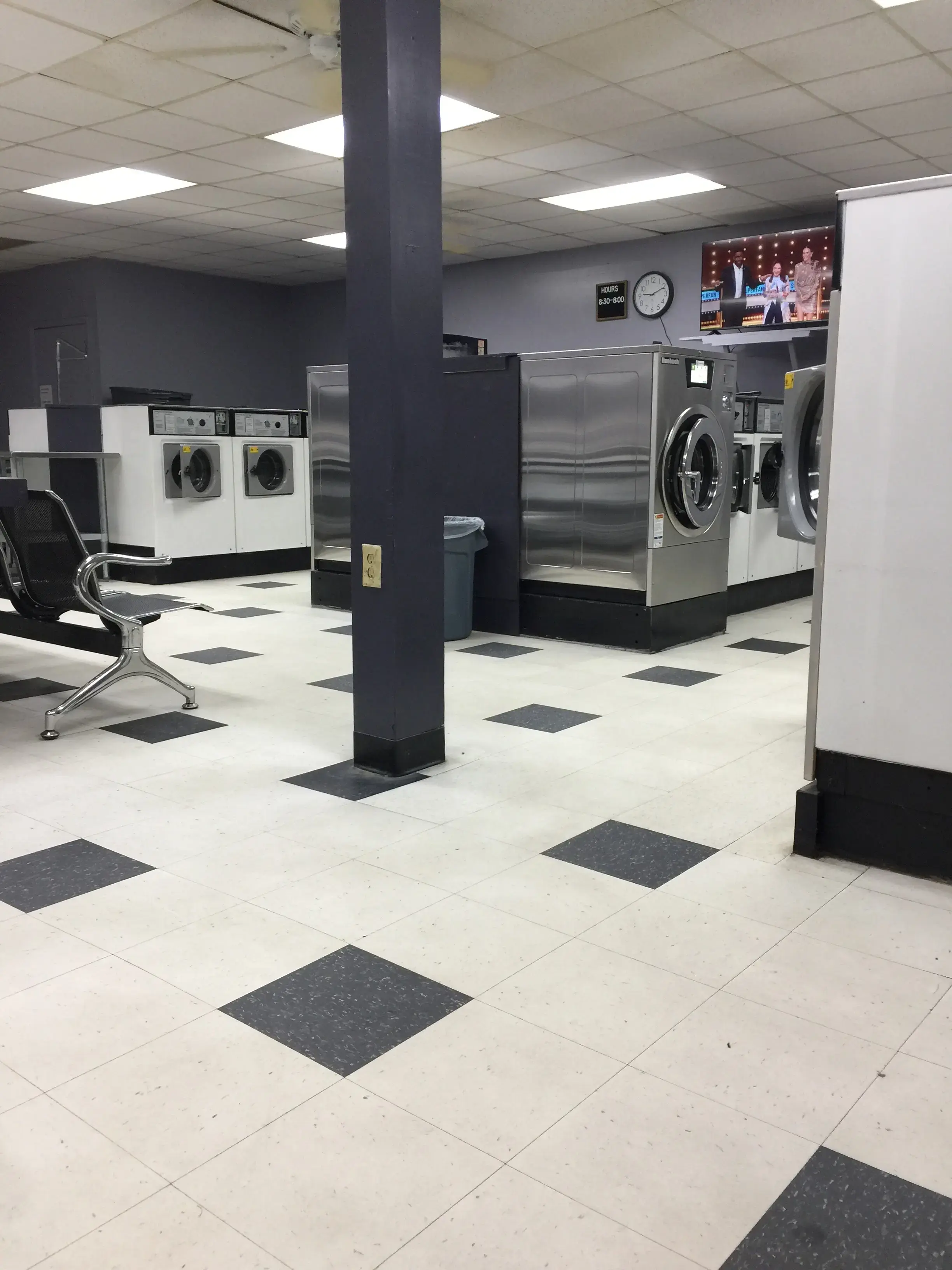 Laundramagic Coin Laundry thumbnail 9