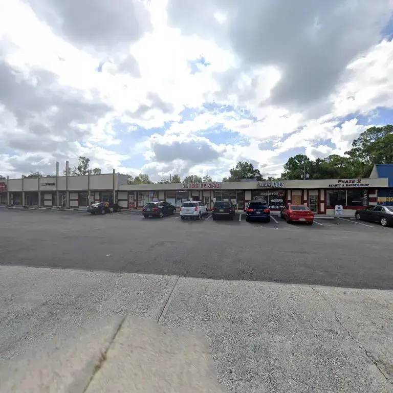 Laundramagic Coin Laundry - Image 18