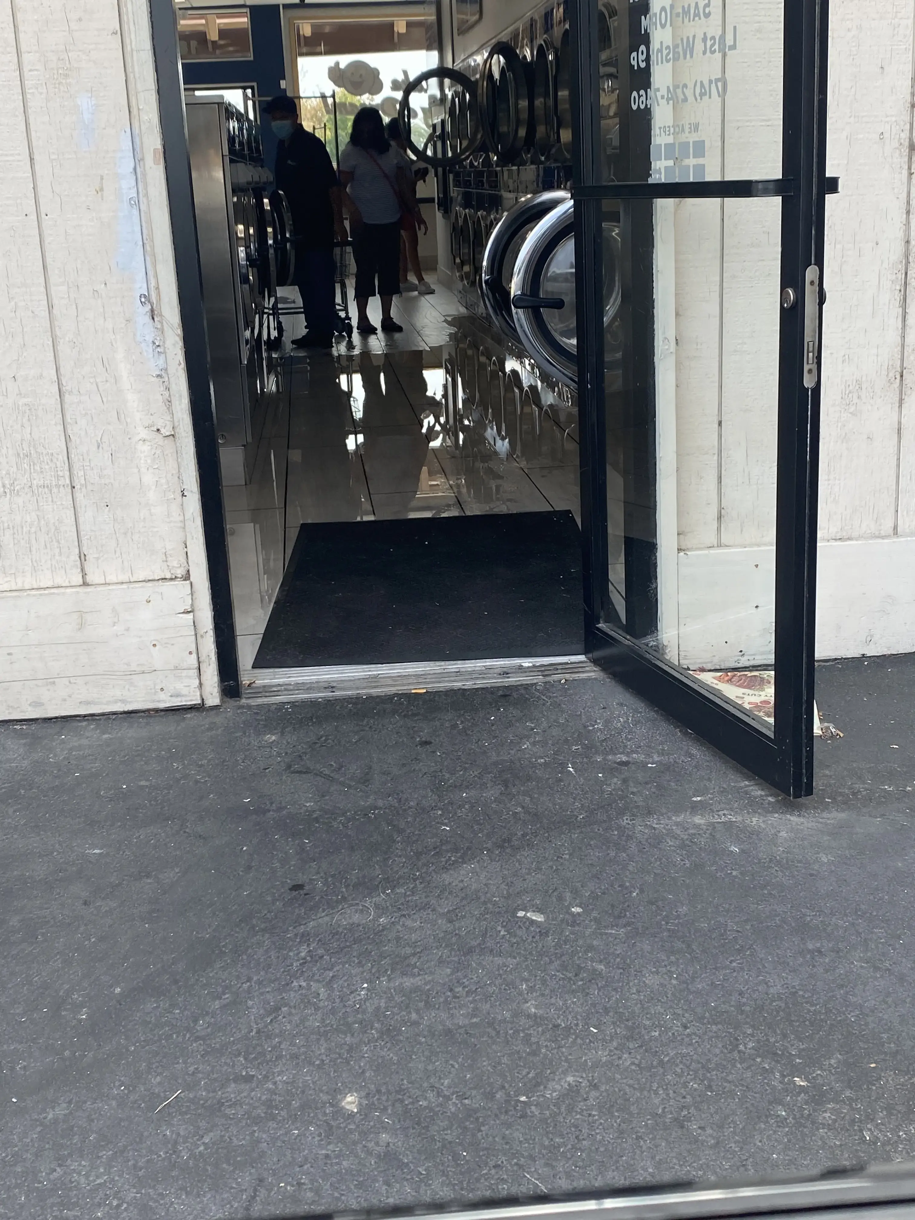 LaunDream Laundry Huntington Beach - Image 18