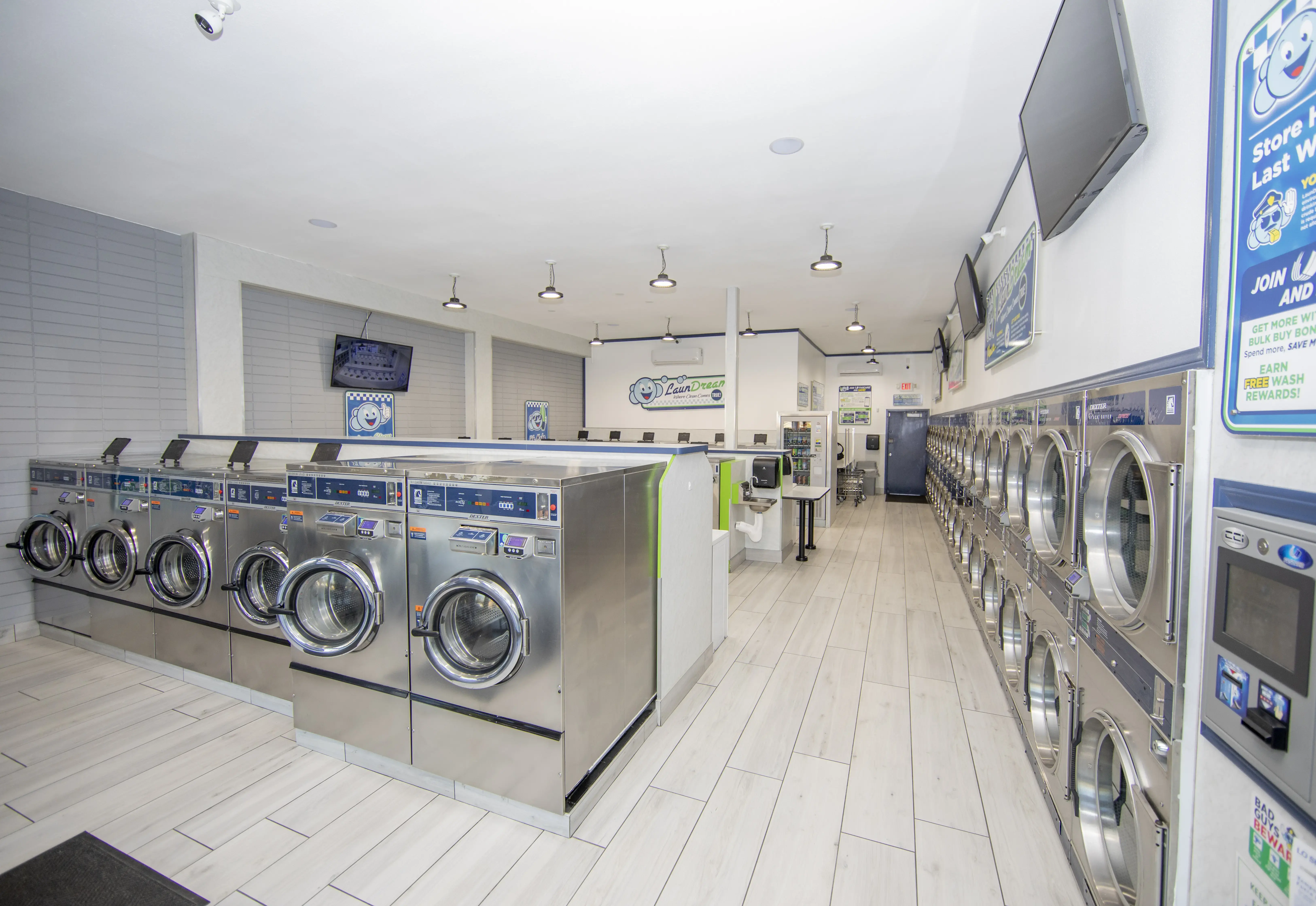 LaunDream Laundry Placentia location