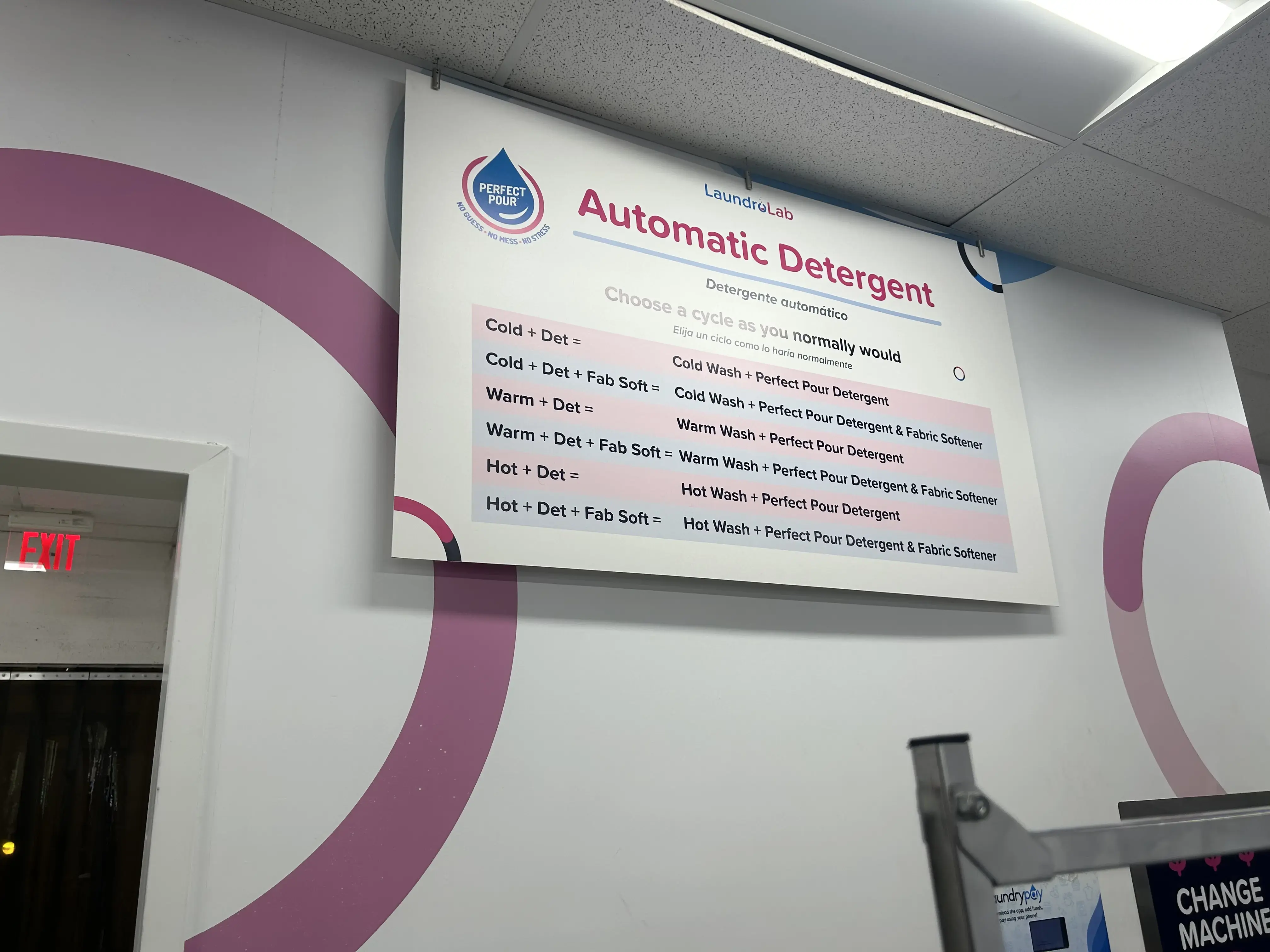 LaundroLab Laundromat thumbnail 17