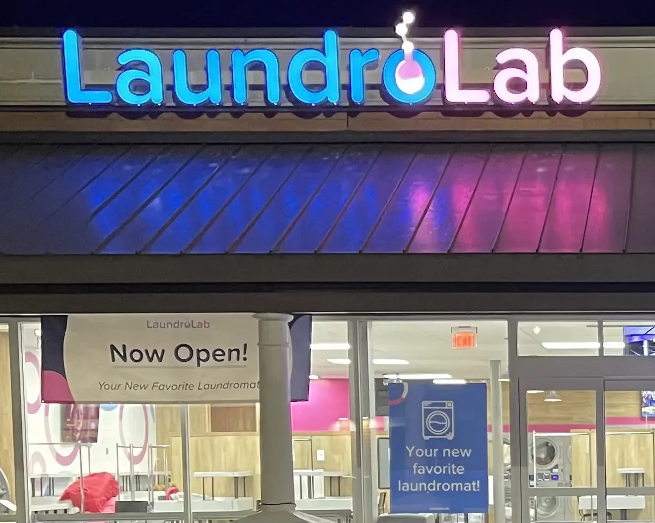 LaundroLab Laundromat thumbnail 6