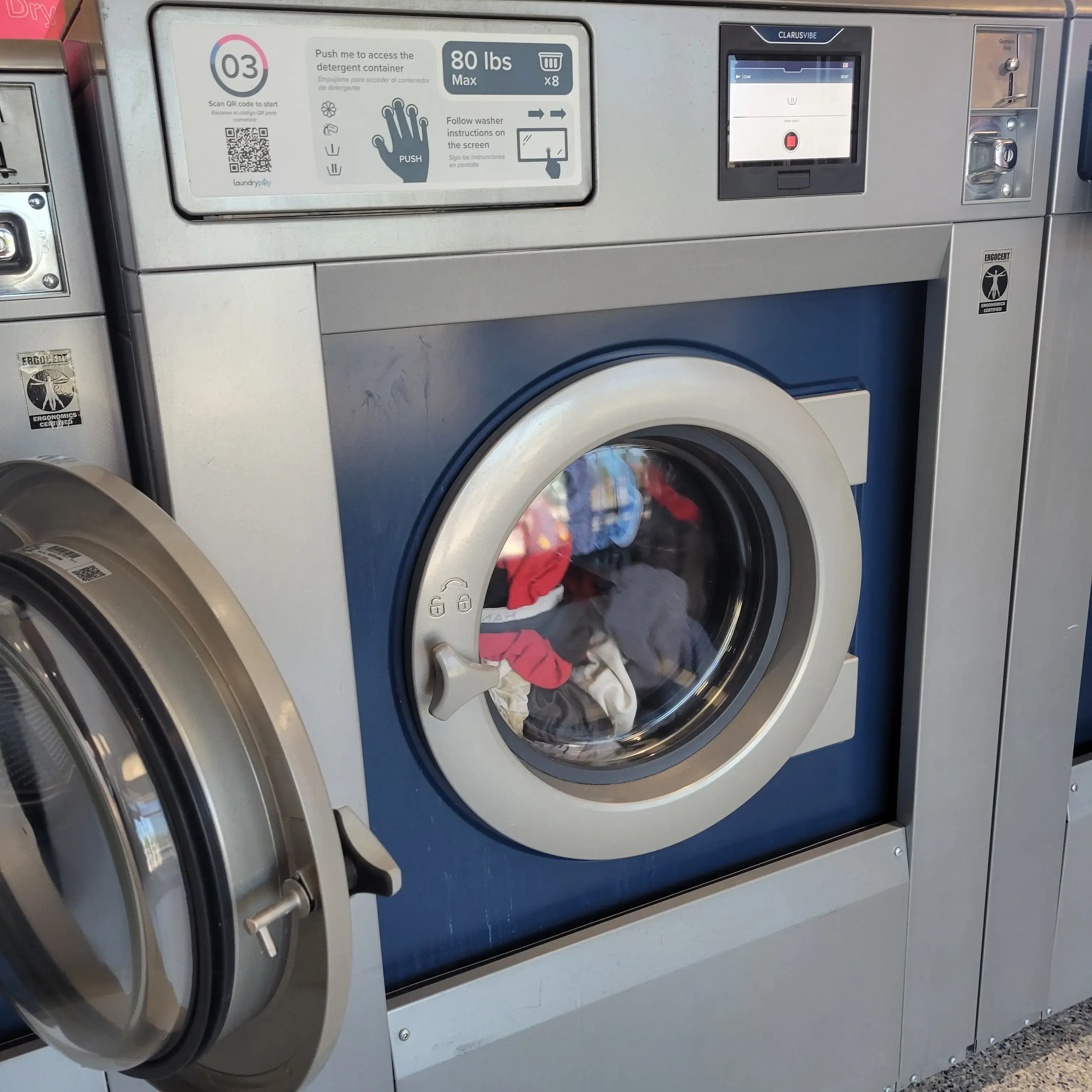 LaundroLab Laundromat thumbnail 16