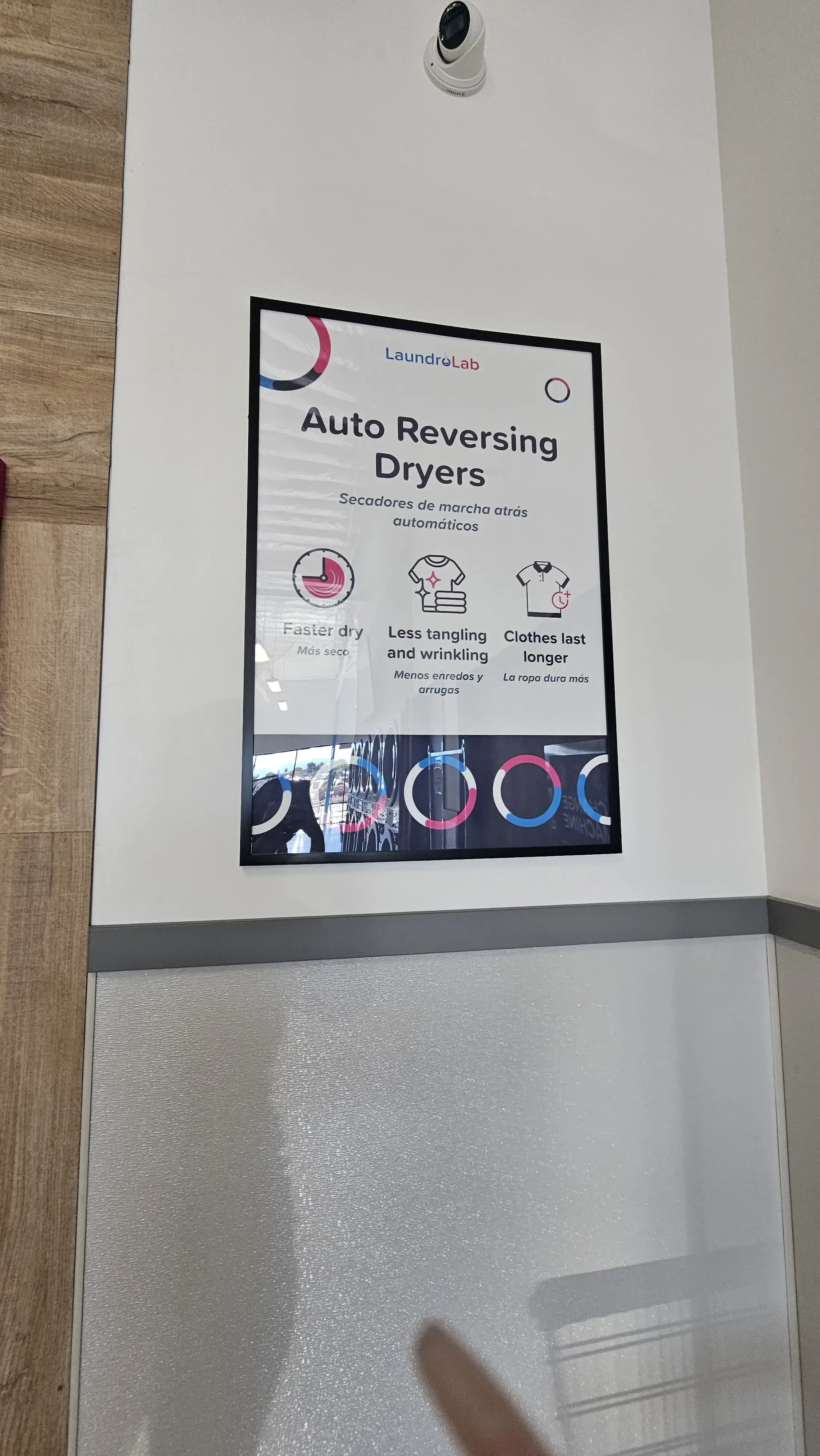 LaundroLab Laundromat thumbnail 17