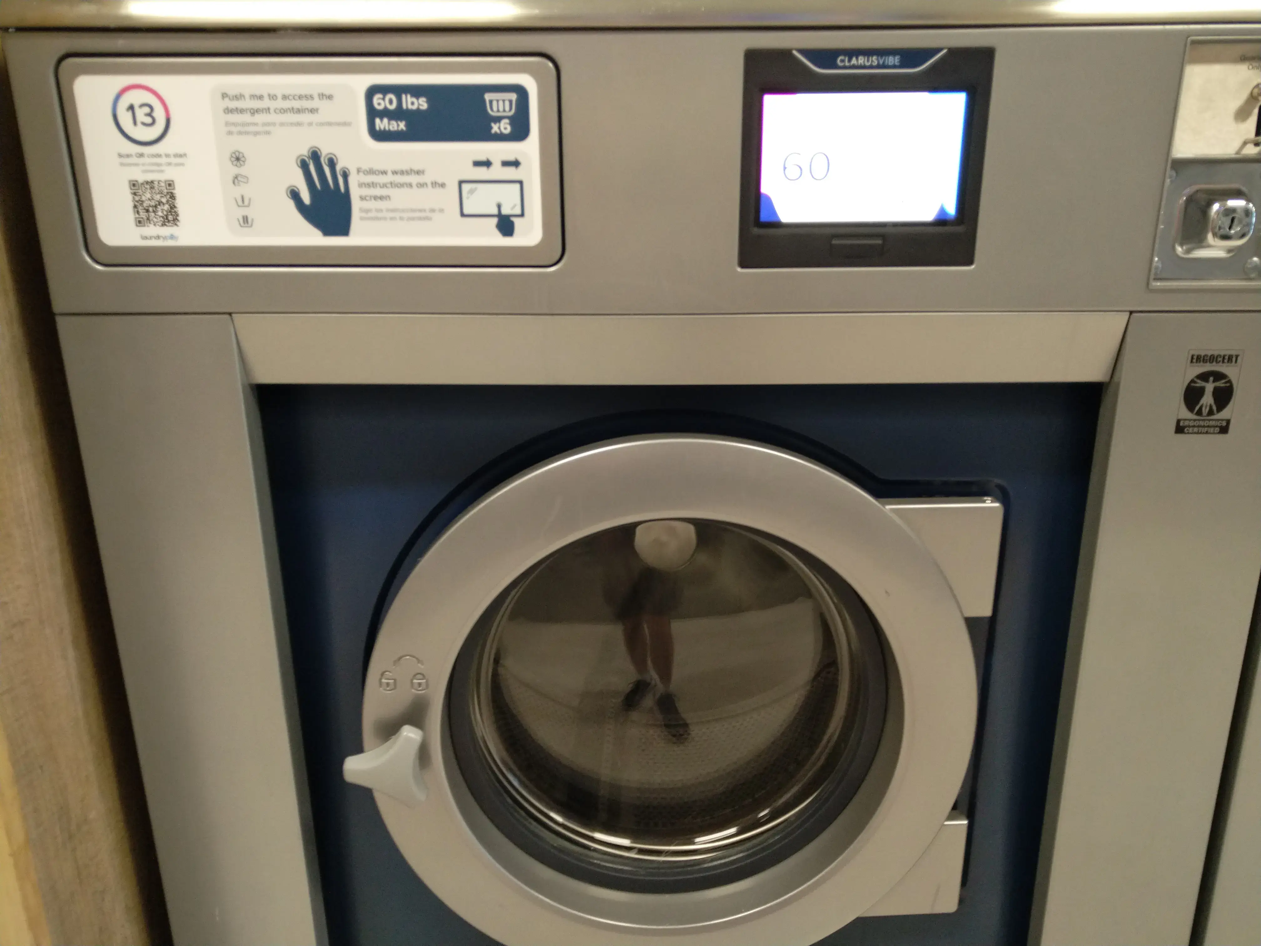 LaundroLab Laundromat thumbnail 5