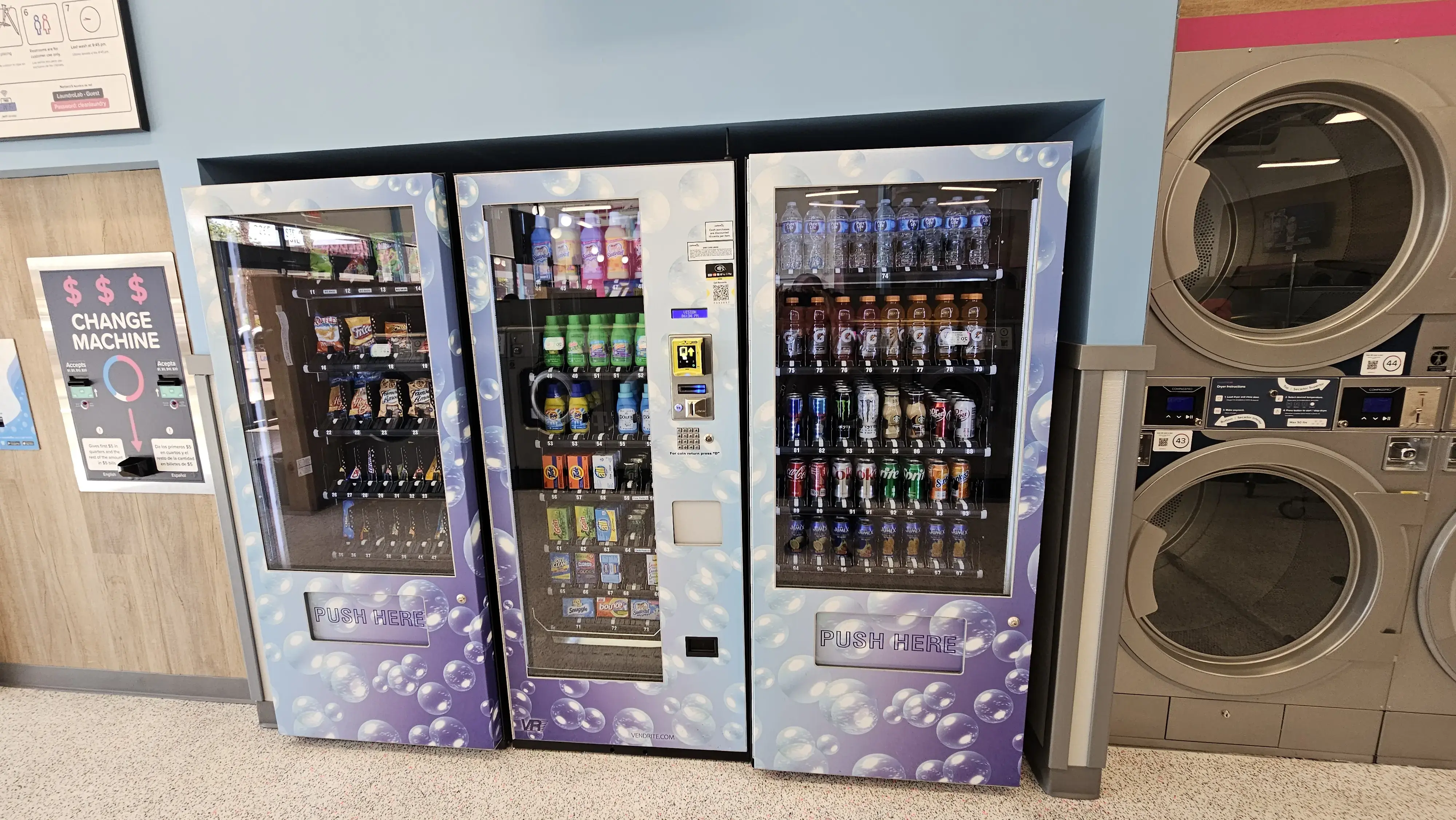 LaundroLab Laundromat - Image 4