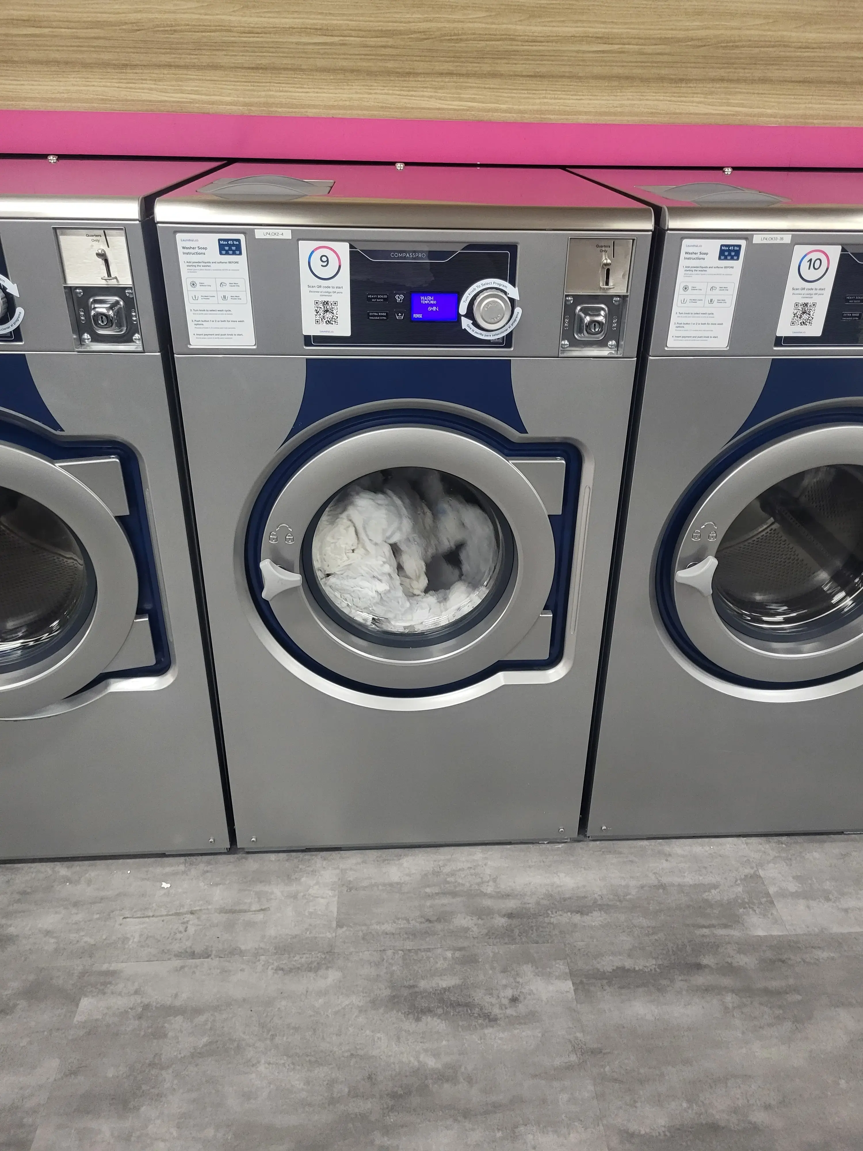 LaundroLab Laundromat - Image 10