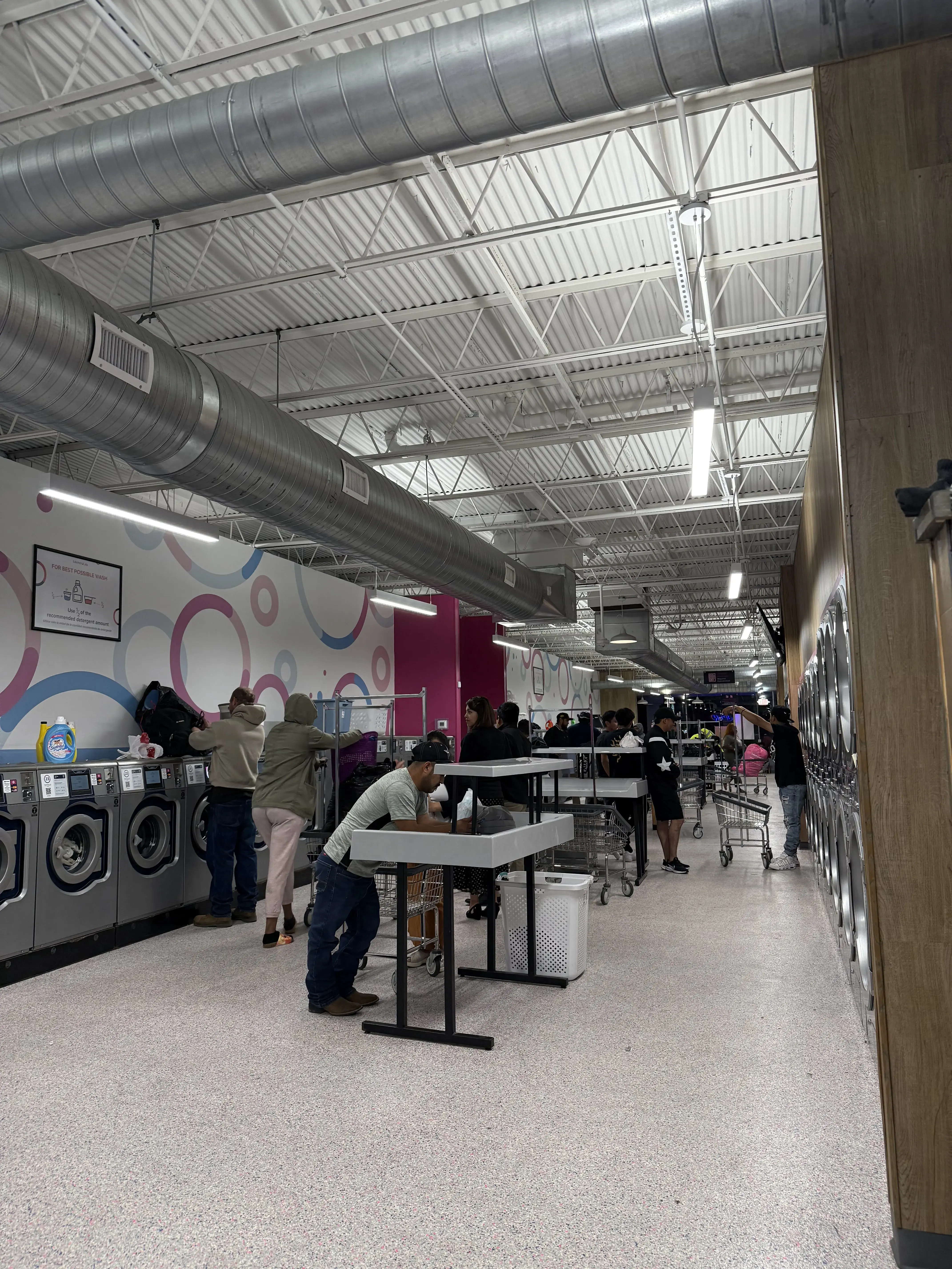 LaundroLab Laundromat location