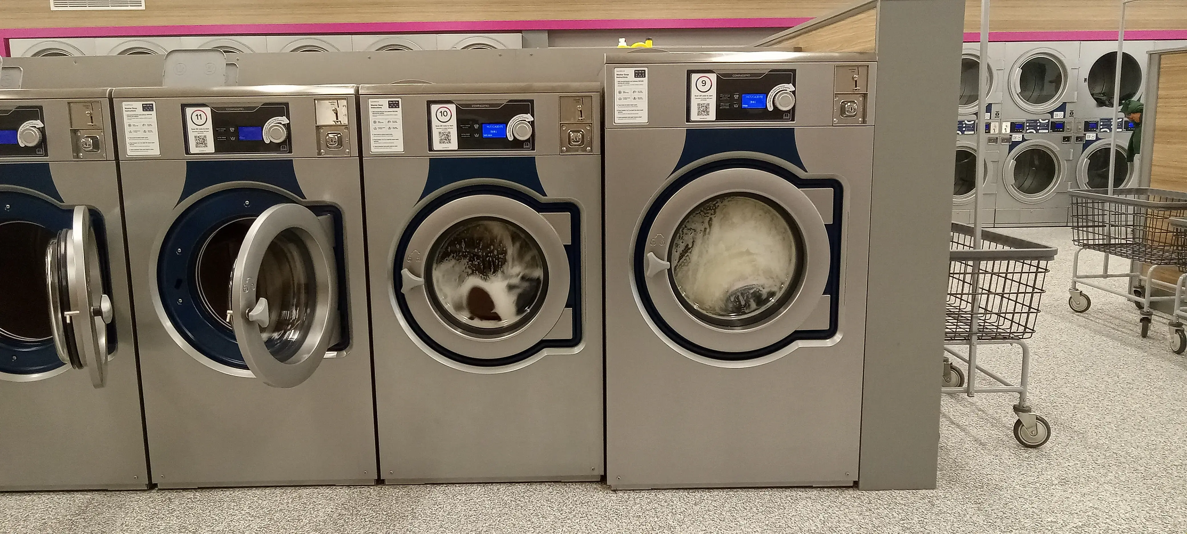 LaundroLab Laundromat thumbnail 2