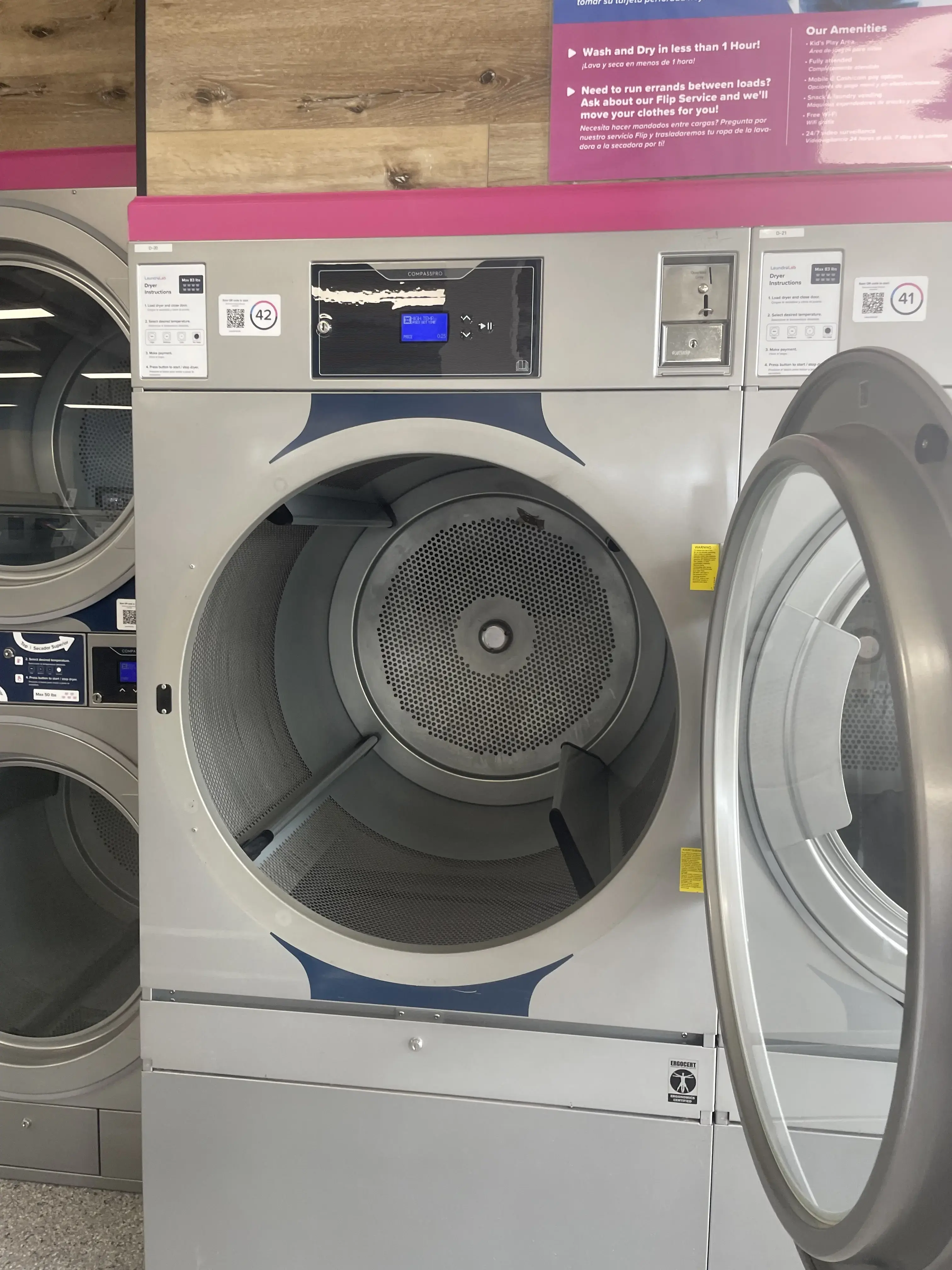 LaundroLab Laundromat thumbnail 4